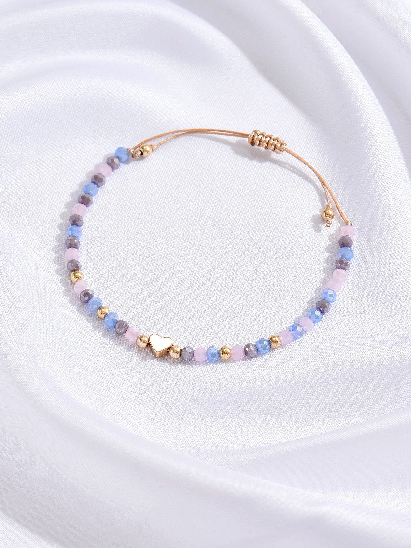 The Beauty House Armband Buntes Perlenarmband mit Herz Anhänger, – Trendiger Damenschmuck in Pastellfarben