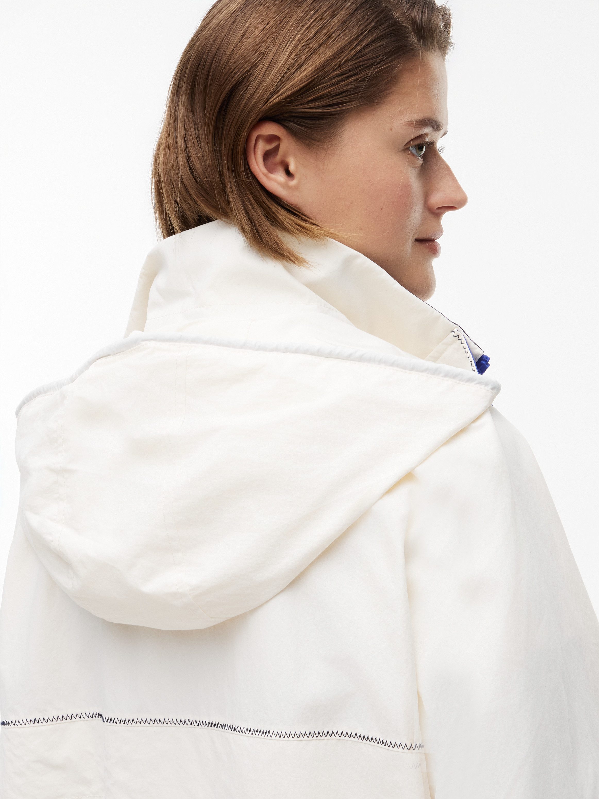 Tommy Jeans Windbreaker TJW COLORBLOCK WINDBREAKER Kunstfaser, elastische Bündchen, verdeckter Reißverschluss