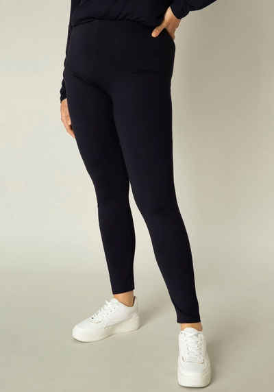 Base Level Curvy Leggings Andrea