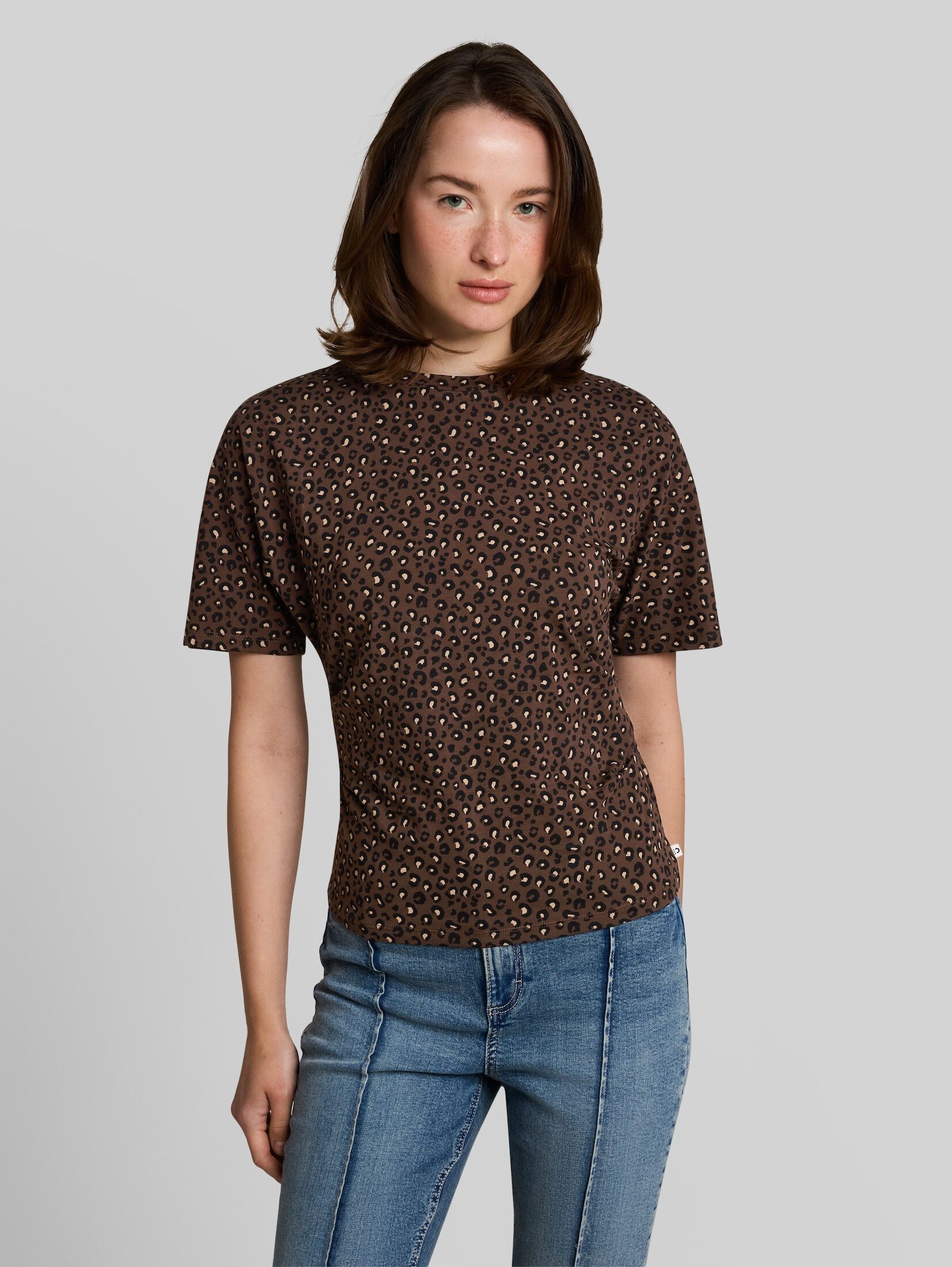 TOM TAILOR Denim T-Shirt T-Shirt (im Einserpack) T-Shirt mit Leo-Print