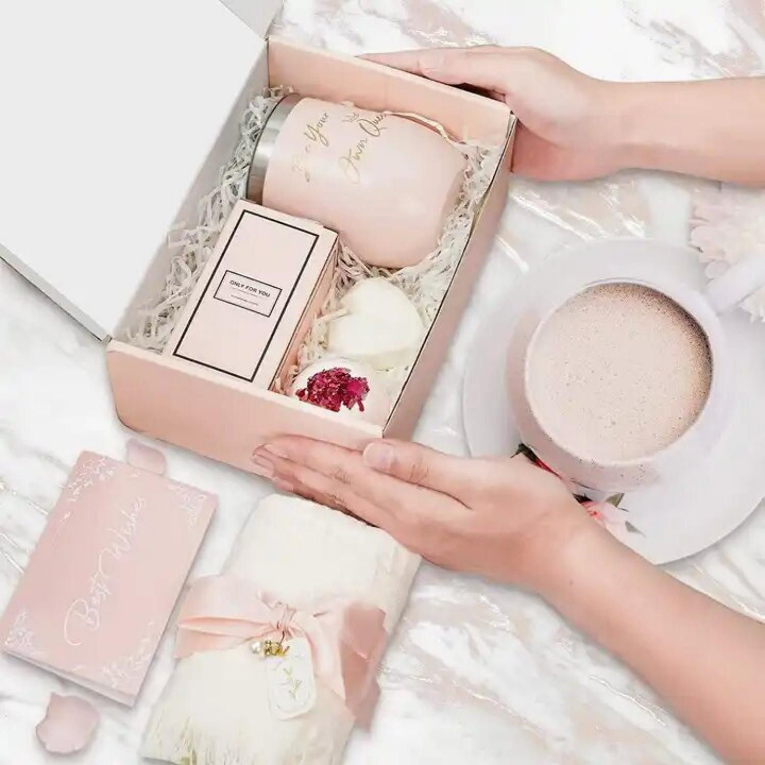 ibettertec Pflege-Geschenkbox Geburtstagsgeschenke für Frauen, Selbstpflegegeschenke für Frauen Selbstpflegegeschenke für Frauen, Mütter, Schwestern, Ehefrauen, beste Freunde, Lehrer, Krankenschwestern, Kollegen, entspannendes Spa-Geschenkkorbset, isolierte Wasserflasche aus Edelstahl, Badesalz, Duftkerzen, handgemachte Diamantseife, Augenmaske aus Seide usw Schönes Halstuch mit Fransen., 6-tlg., Schenken Sie ihr eine einzigartige und unvergessliche Überraschung
