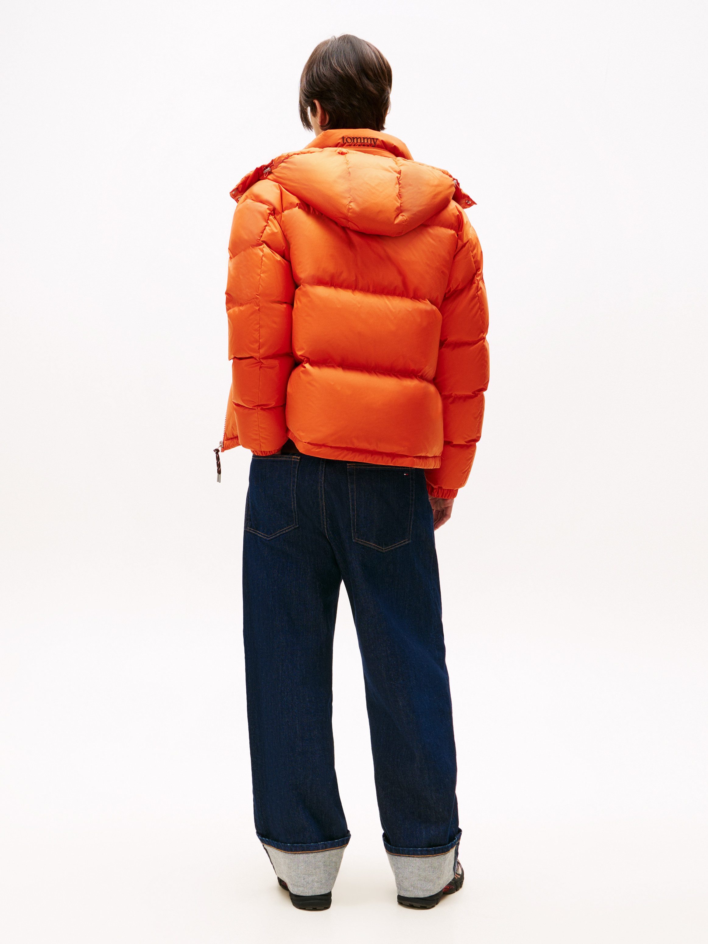 Tommy Jeans Steppjacke ALASKA DOWN PUFFER Übergangsjacke Regular fit mit abnehmbarer Kapuze