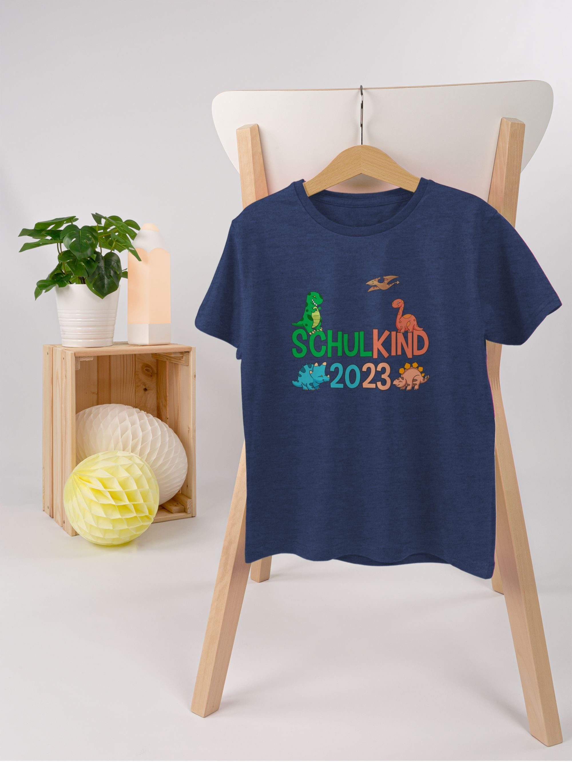 Meliert 02 Geschenke Dunkelblau T-Shirt Shirtracer Schulkind Schulanfang Junge Dinos 2023 Einschulung