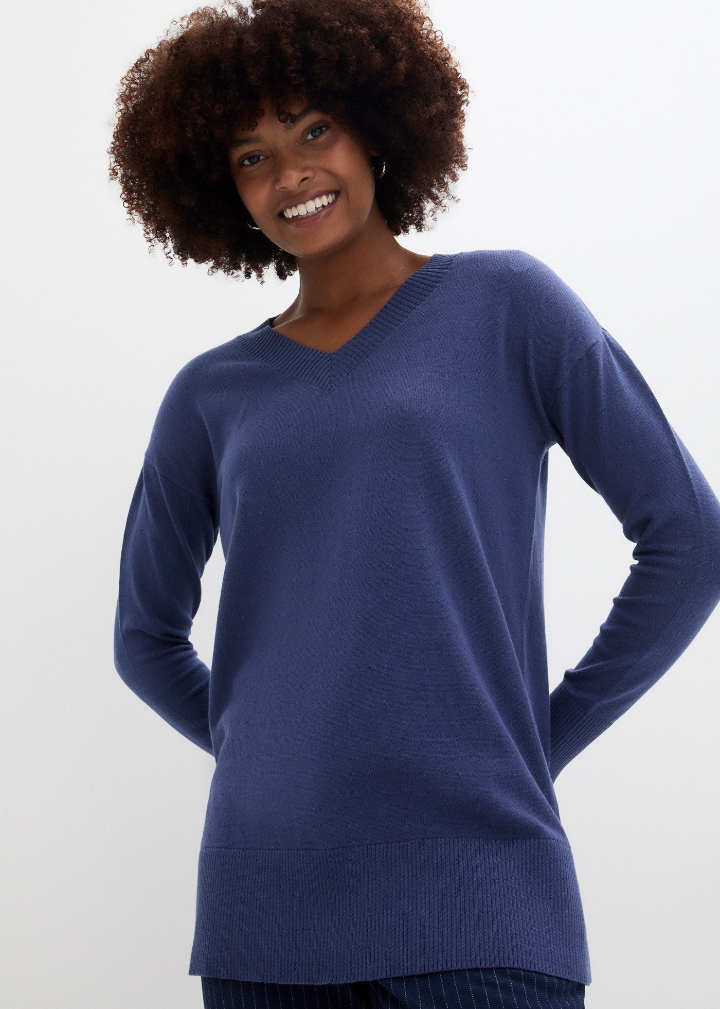 bonprix Longpullover aus Baumwolle und Polyamid, mit V-Ausschnitt, mit Seitenschlitzen
