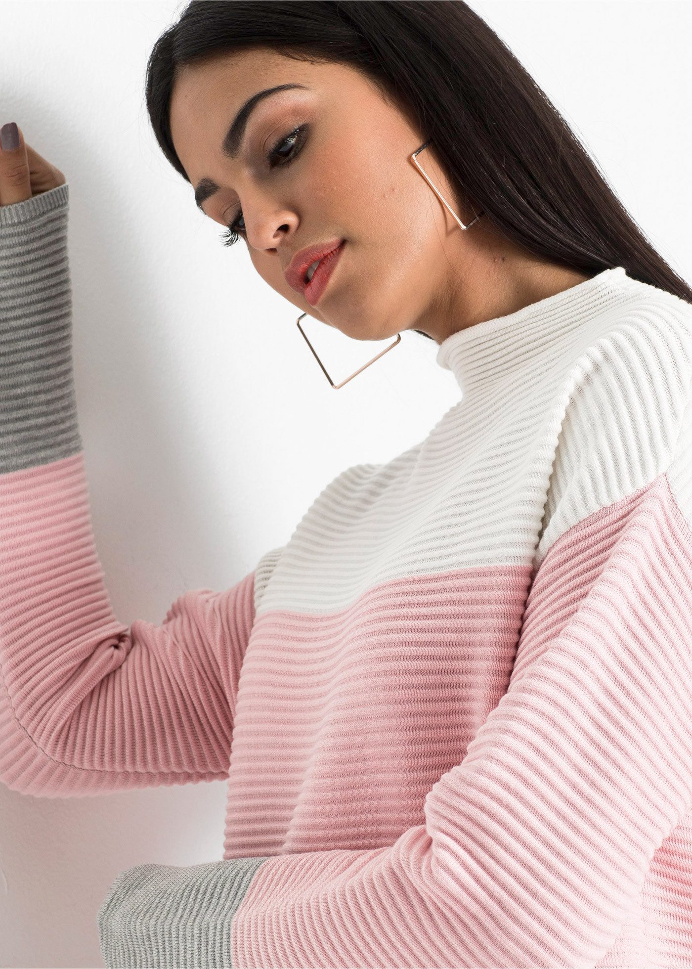 bonprix Longpullover Rippstrick mit Baumwollanteil, mit dezentem Stehkragen, colorblocking