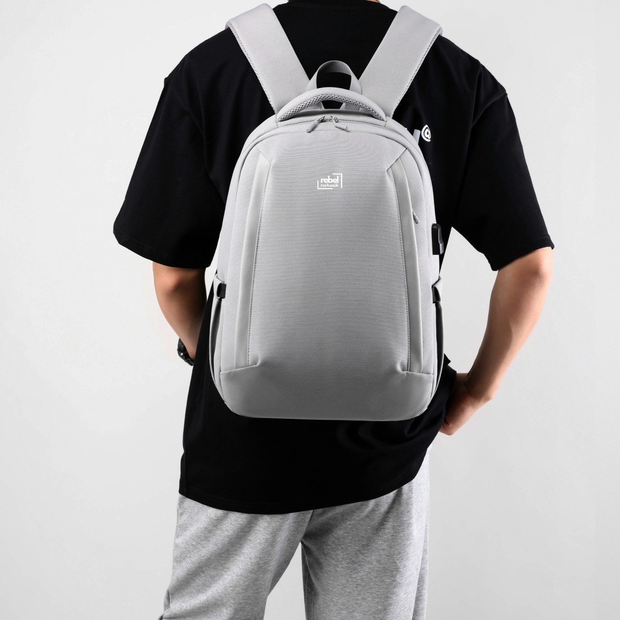 Rebel Rucksack Tagesrucksack Scandi Grey, Ultraleicht, Handliche Größe, Schlichtes Design, Wasserabweisend