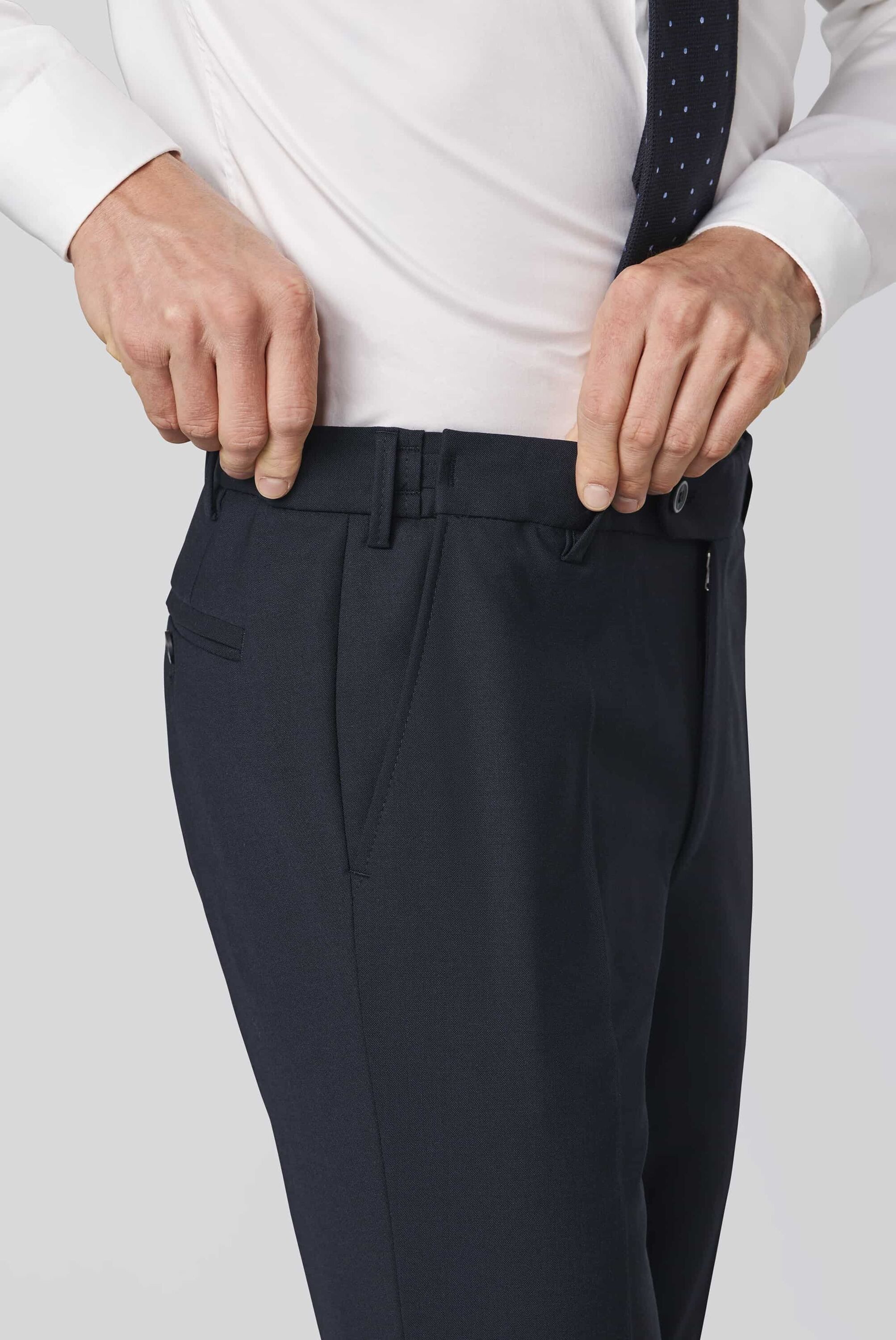 MEYER Chinos Oslo mit Spezial-Dehnbund – Bild 5 von 5