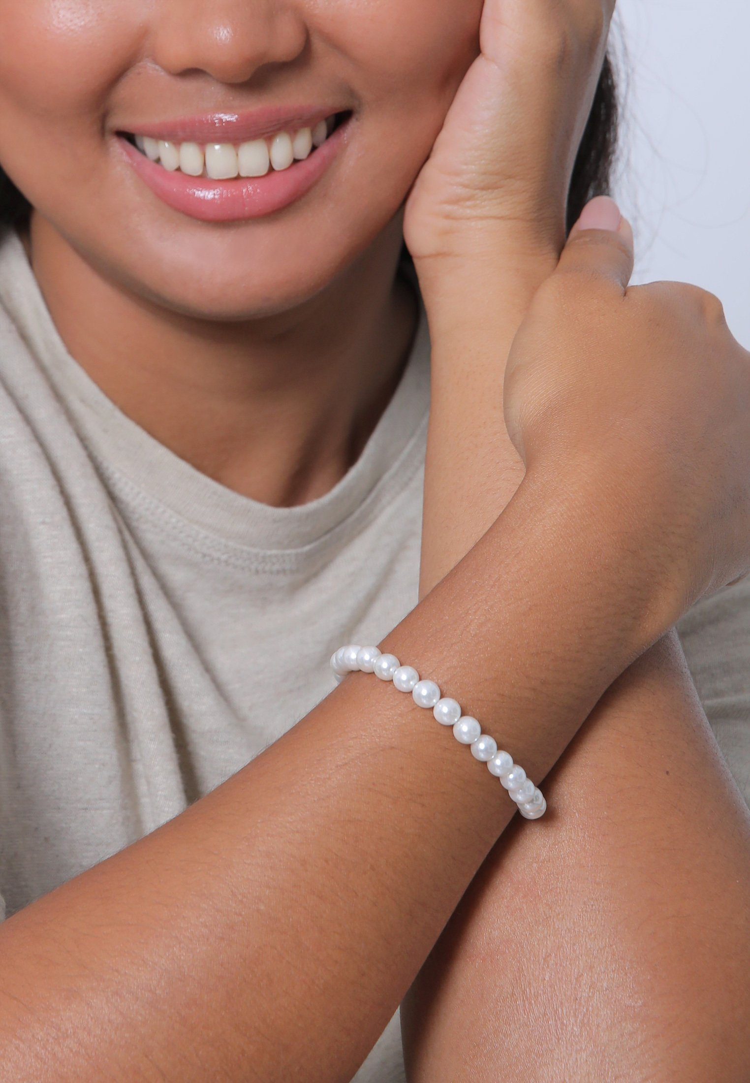 Elli Perlenarmband Zeitlos aus Muschelkernperlen 925 Silber – Bild 5 von 5