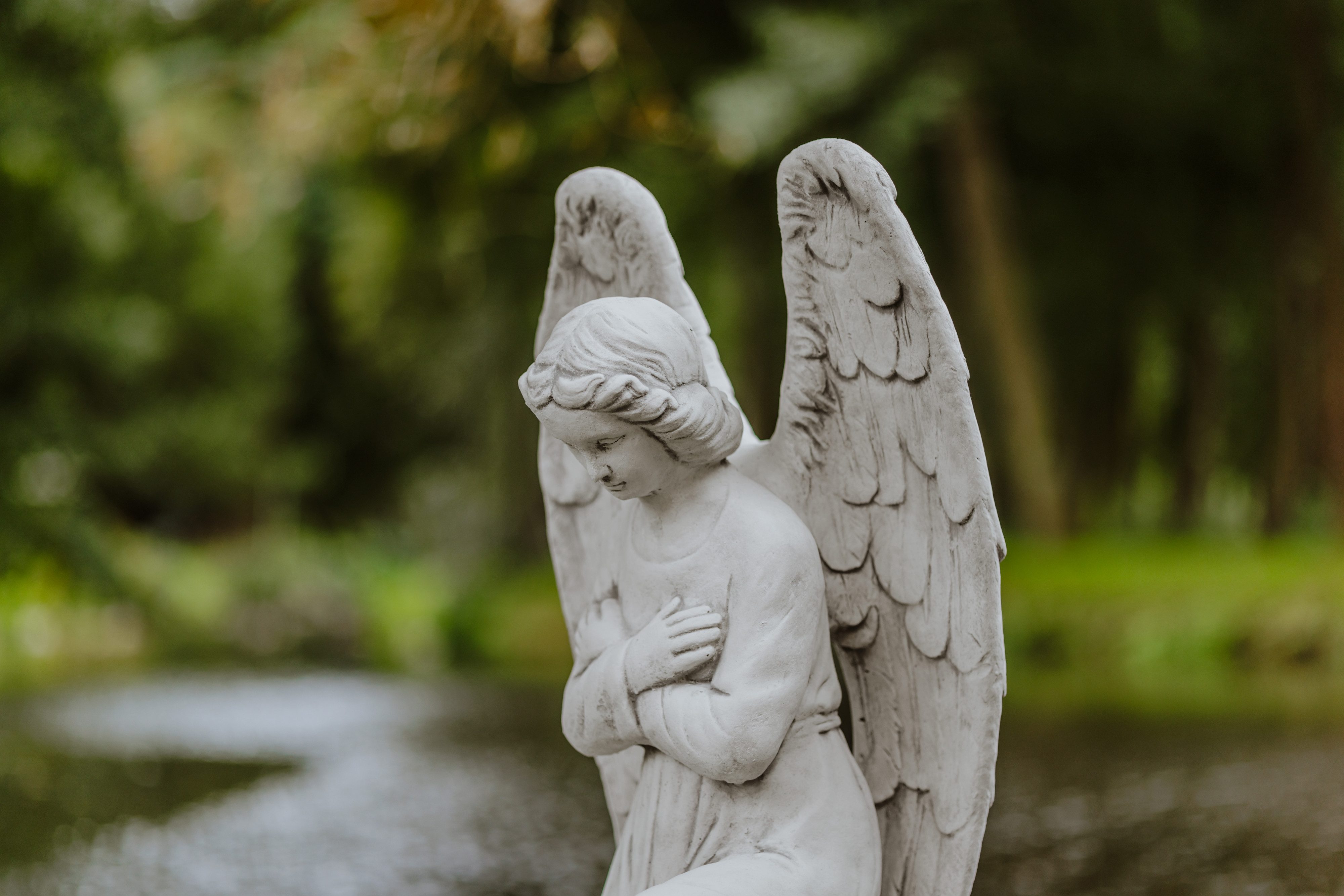 gartendekoparadies.de Gartenfigur Engel Steinfigur Engelsstatue Gartenengel 80 cm Steinguss 52 kg, Frostsicher