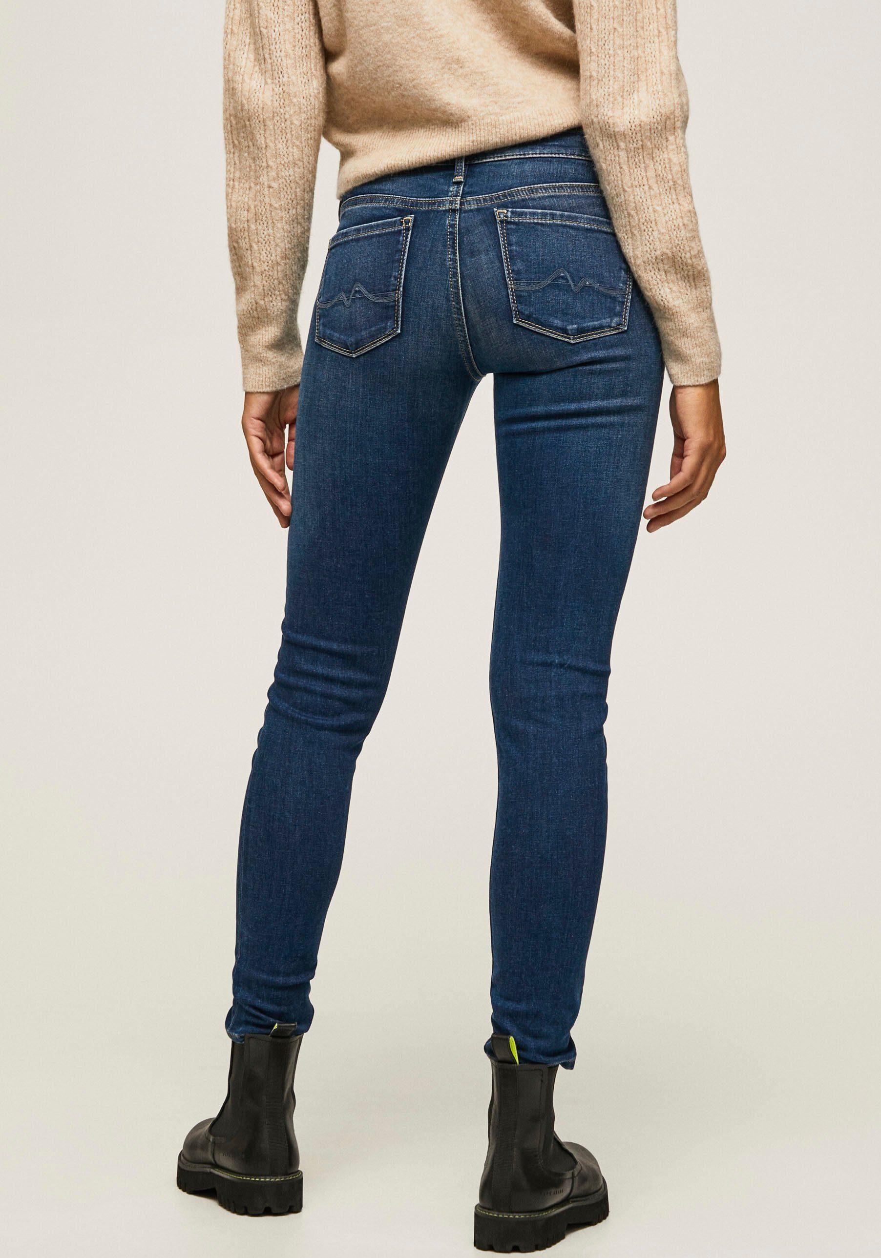 Pepe Jeans 1-Knopf 5-Pocket-Stil und mit im SOHO worn Skinny-fit-Jeans Bund Stretch-Anteil dark used