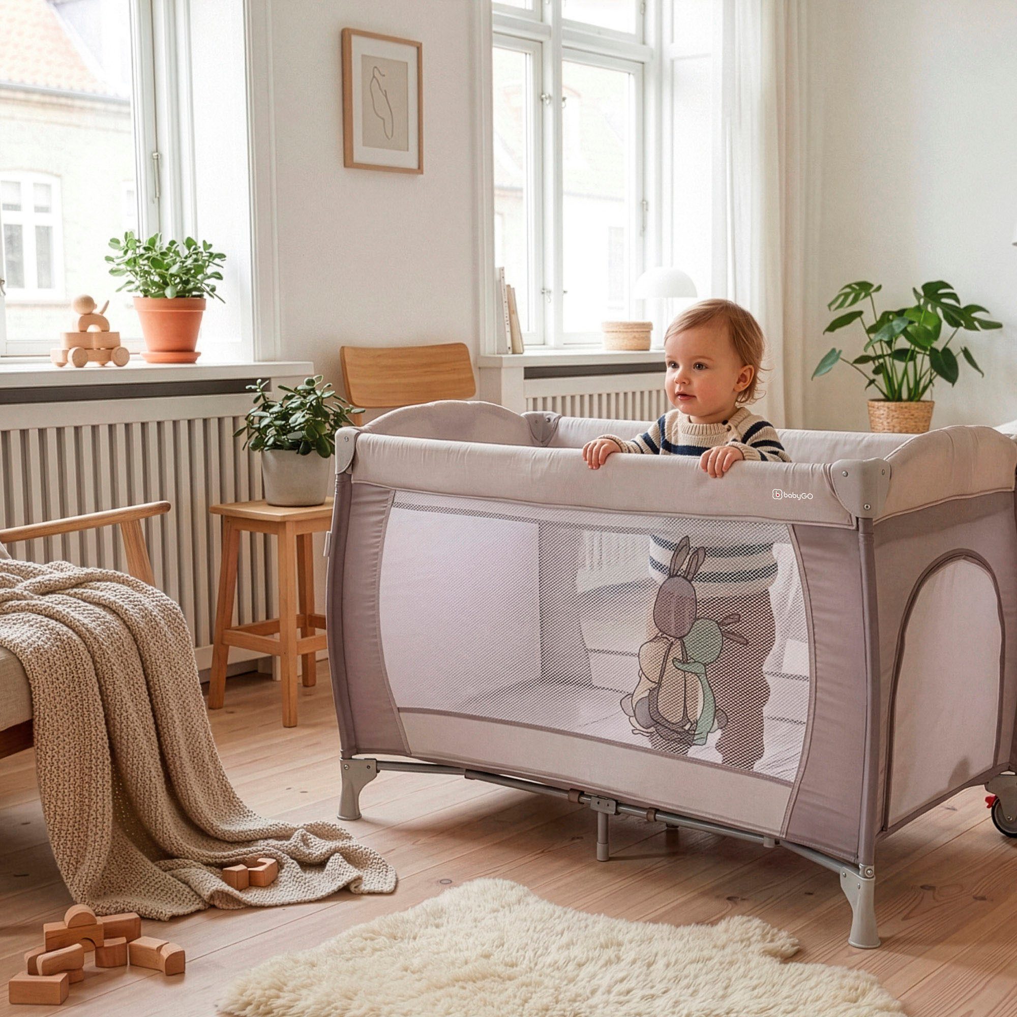 BabyGo Baby-Reisebett Sleeper Deluxe, black, mit Musik-Mobile