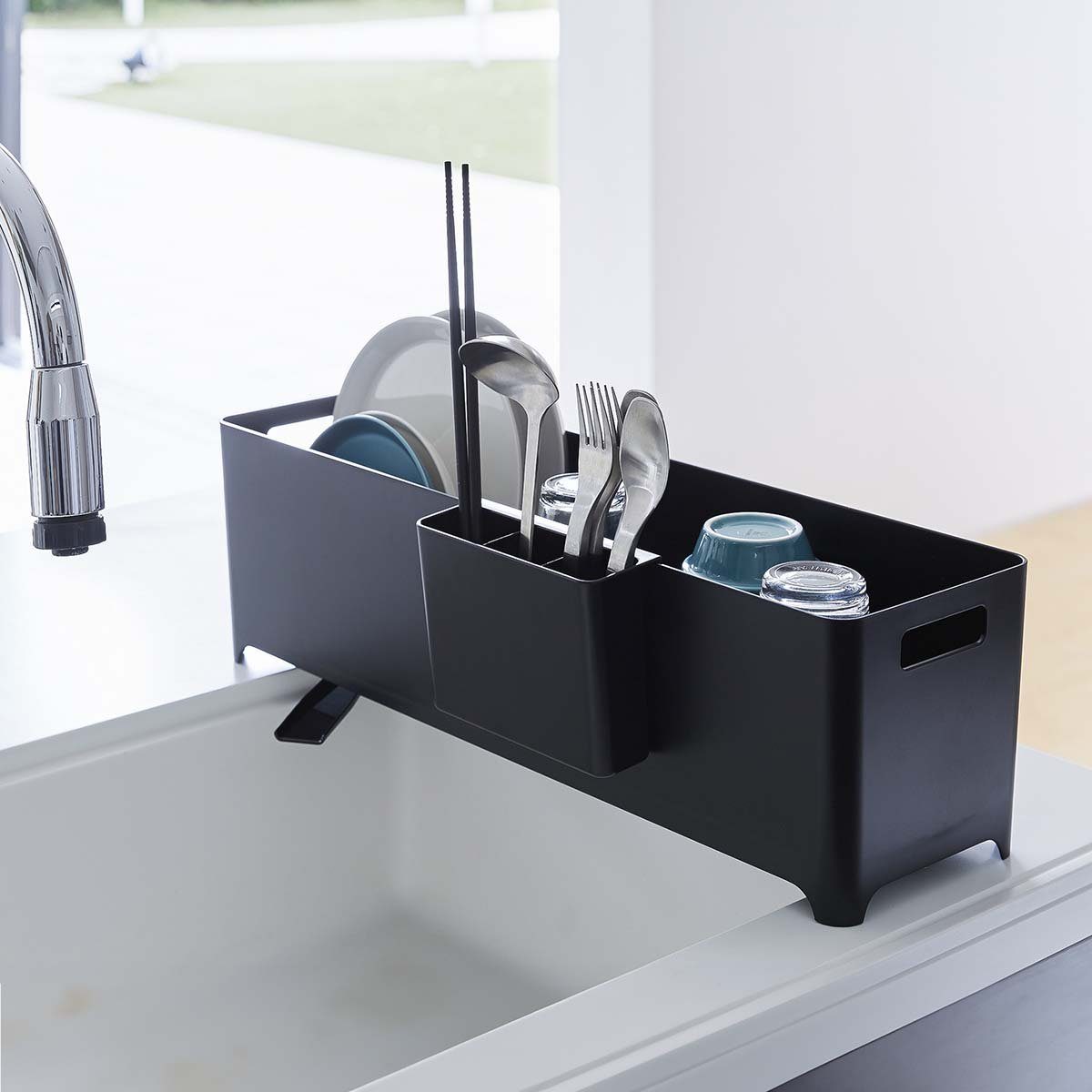 Yamazaki Trockenständer "Tower" 55x16x16cm für Geschirr, Zubehör für Spülbecken, Spüle, Abwasch, Abtropfgestell, Abtropfkorb, schmal, Abtropfschale mit Ablauf