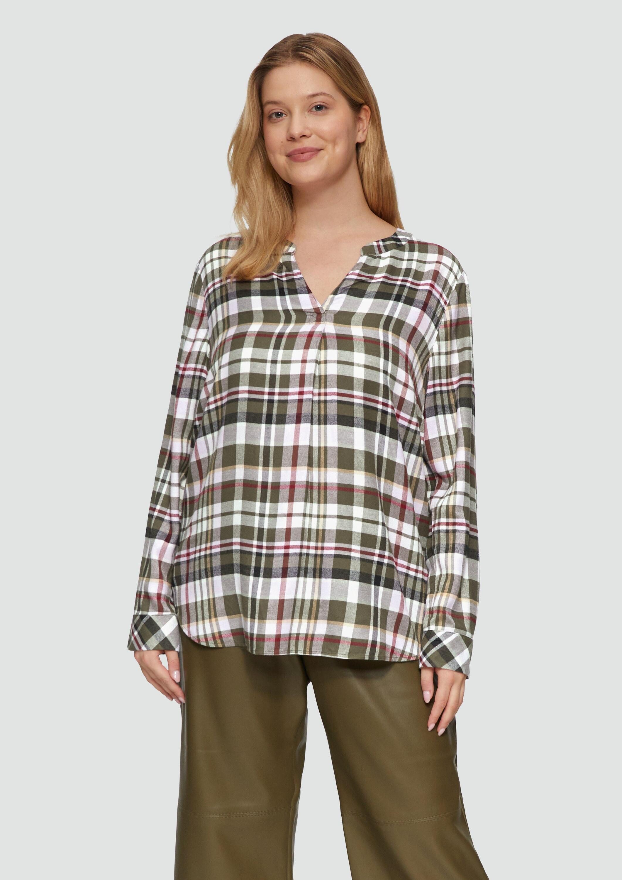 s.Oliver Langarmbluse Bluse Karierte Bluse aus Viskosemix und Krempel-Detail