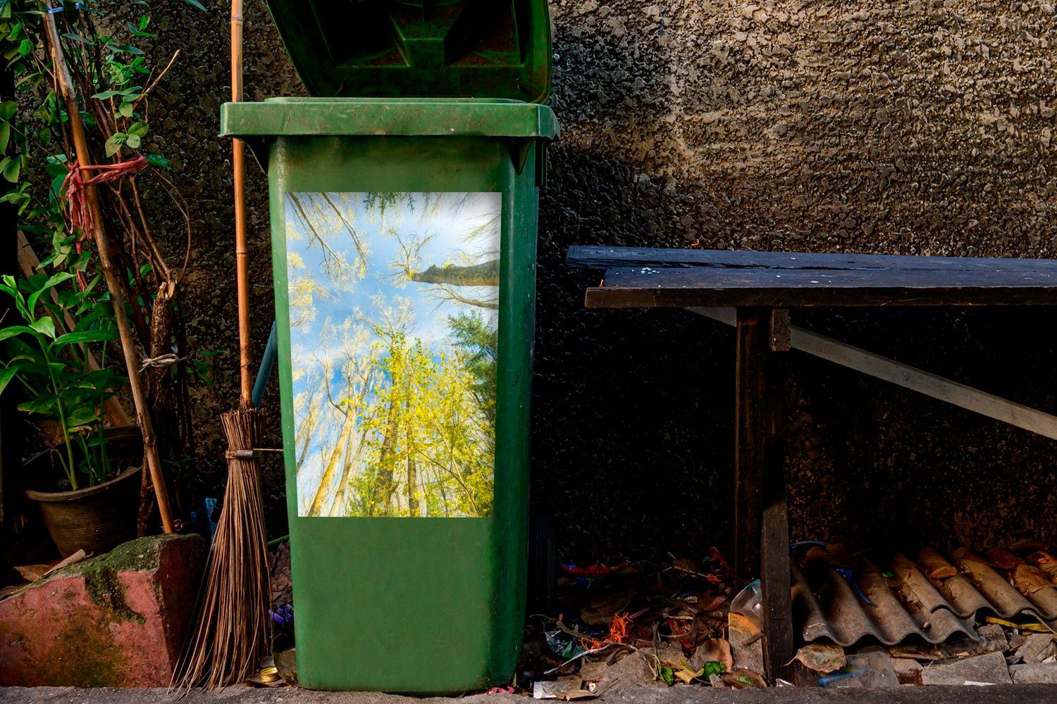 Mülltonne, Bäume Guadarrama Spanien Mülleimer-aufkleber, MuchoWow de (1 Container, Sticker, Abfalbehälter Wandsticker in Sierra St), im Nationalpark Riesige