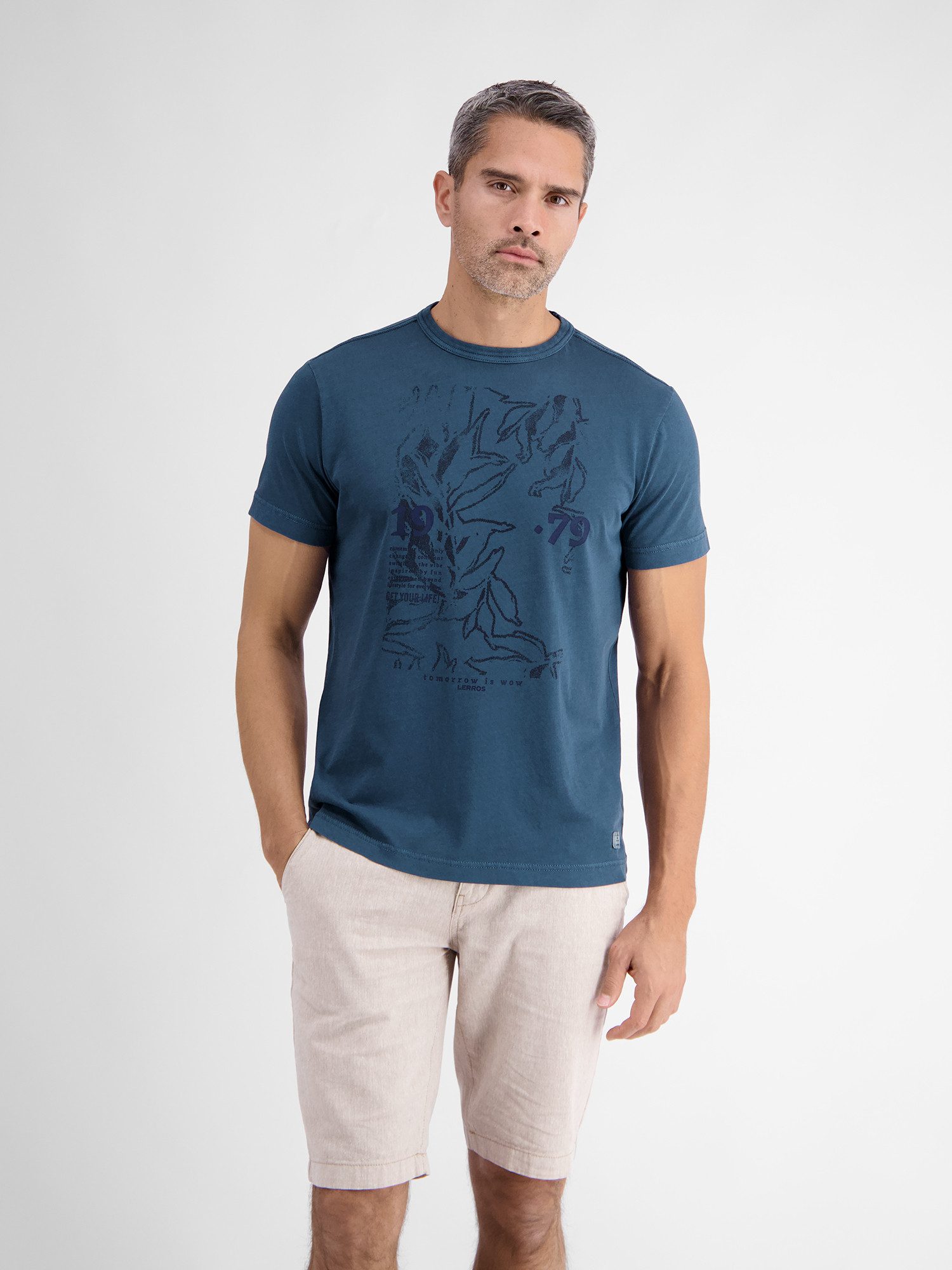 T-Shirt T-Shirt mit Brust-Print