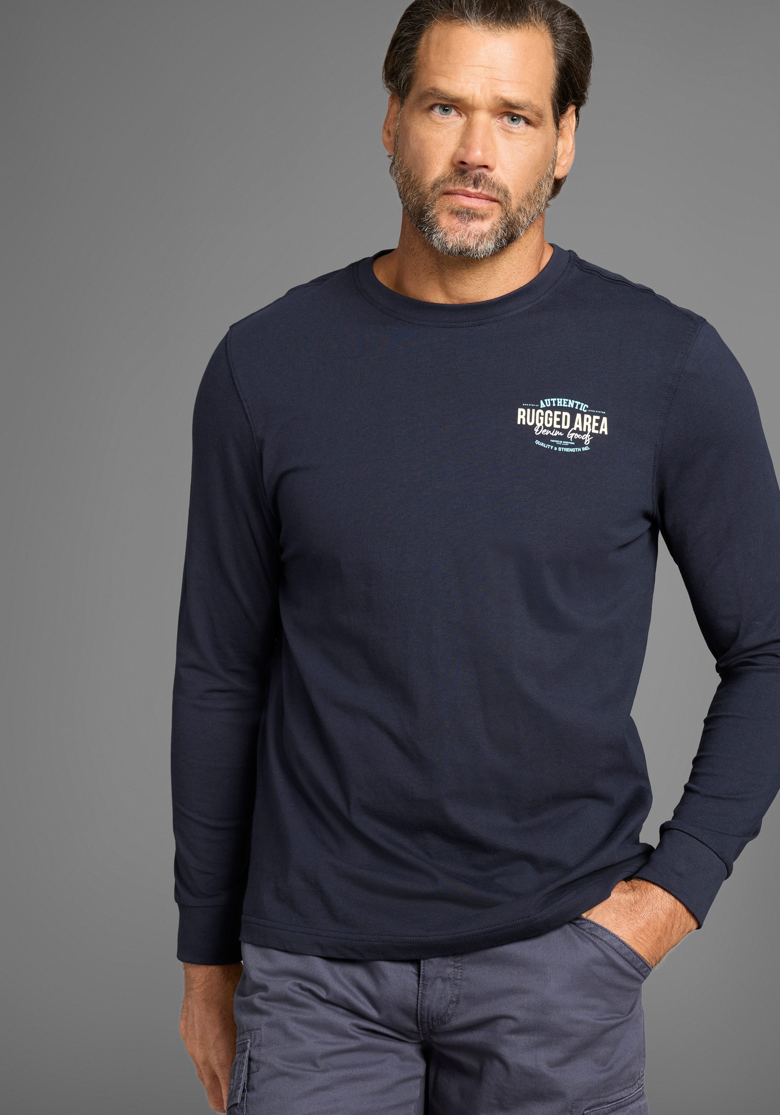 Man's World Langarmshirt kleiner Brustprint