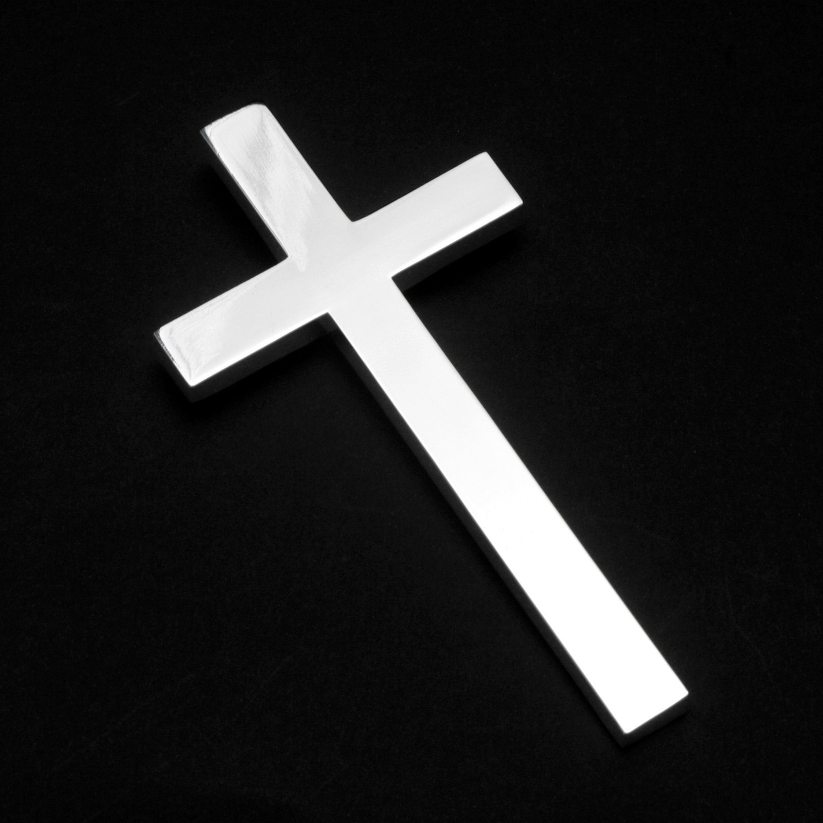 Brillibrum Wanddekoobjekt Kruzifix aus Metall versilbert Wandkreuz Silber Jesus Kreuz – Bild 4 von 4