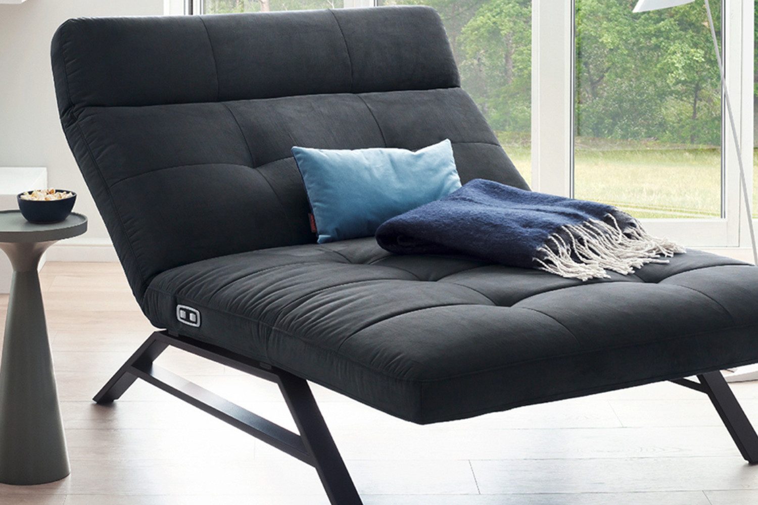 KAWOLA Relaxliege AMERIVA, Velvet, Fuß schwarz oder chrome, verschiedene Breiten und Farben