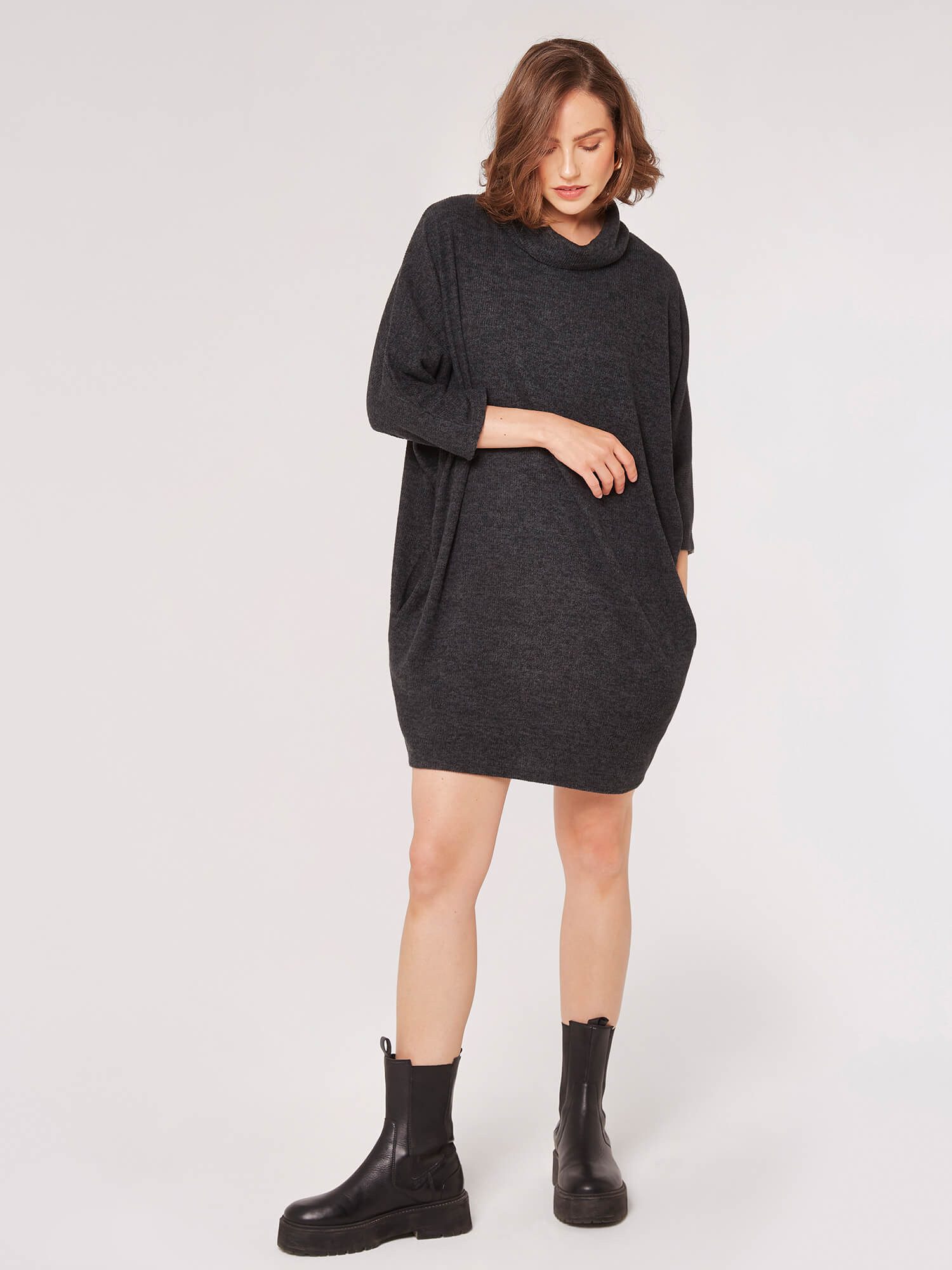 Apricot Strickkleid Minikleid, (1-tlg) mit Schalkragen günstig online kaufen