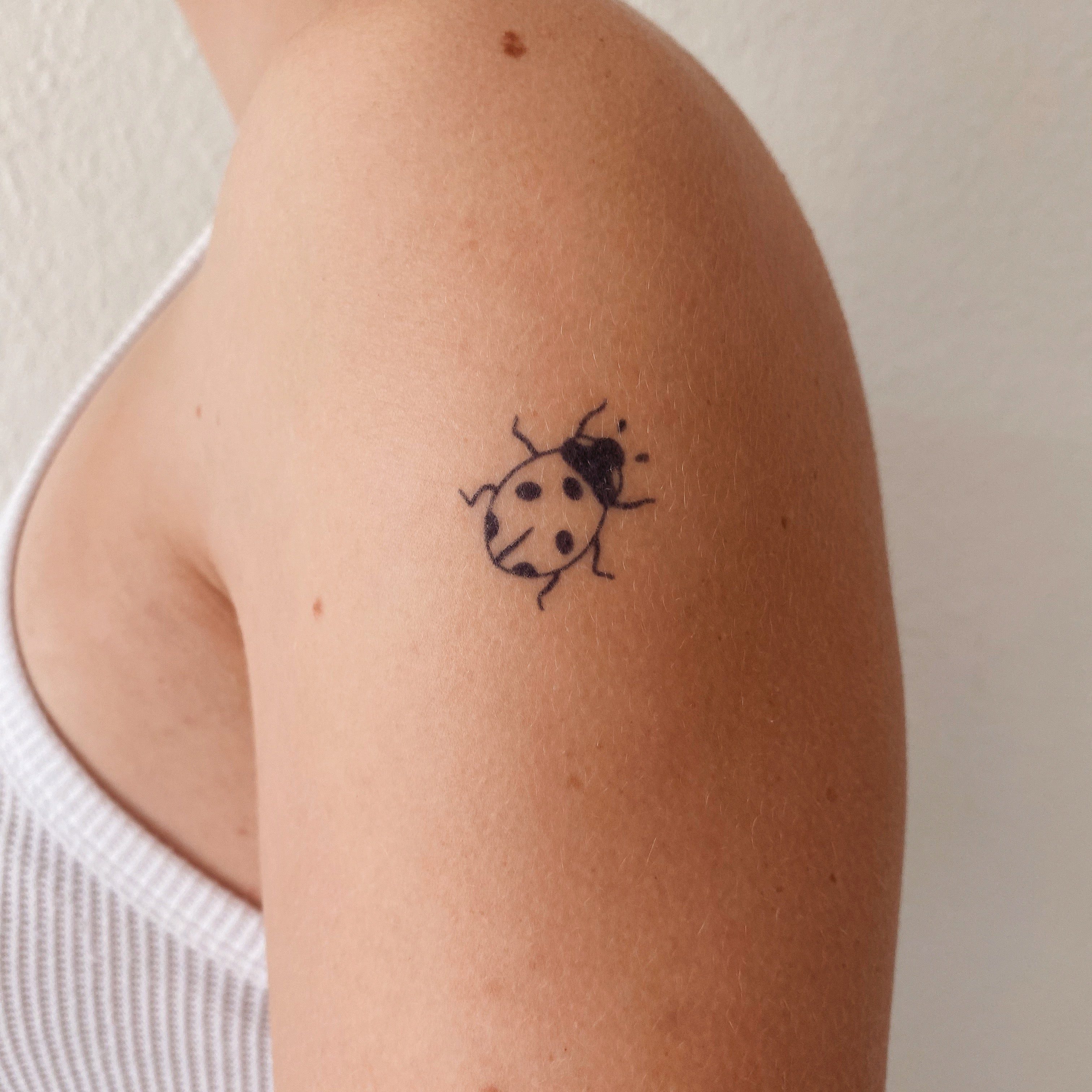 Inkster Schmuck-Tattoo Marienkäfer, wasserfestes temporäres Tattoo, 2 Wochen Halt