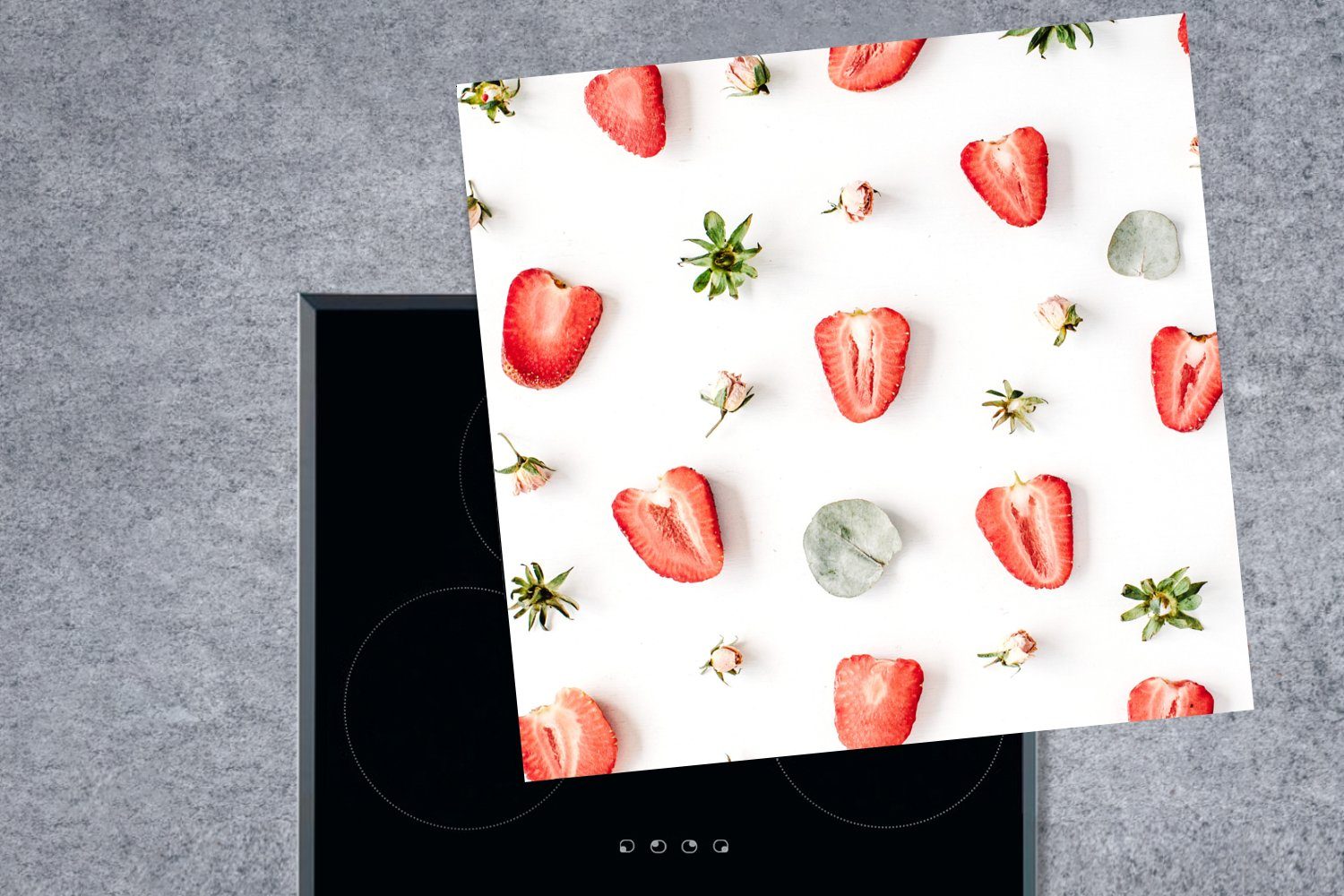 - Erdbeeren Vinyl, tlg), Eiswürfel, 78x78 Sommer küche (1 Herdblende-/Abdeckplatte - Ceranfeldabdeckung, MuchoWow cm, Arbeitsplatte für