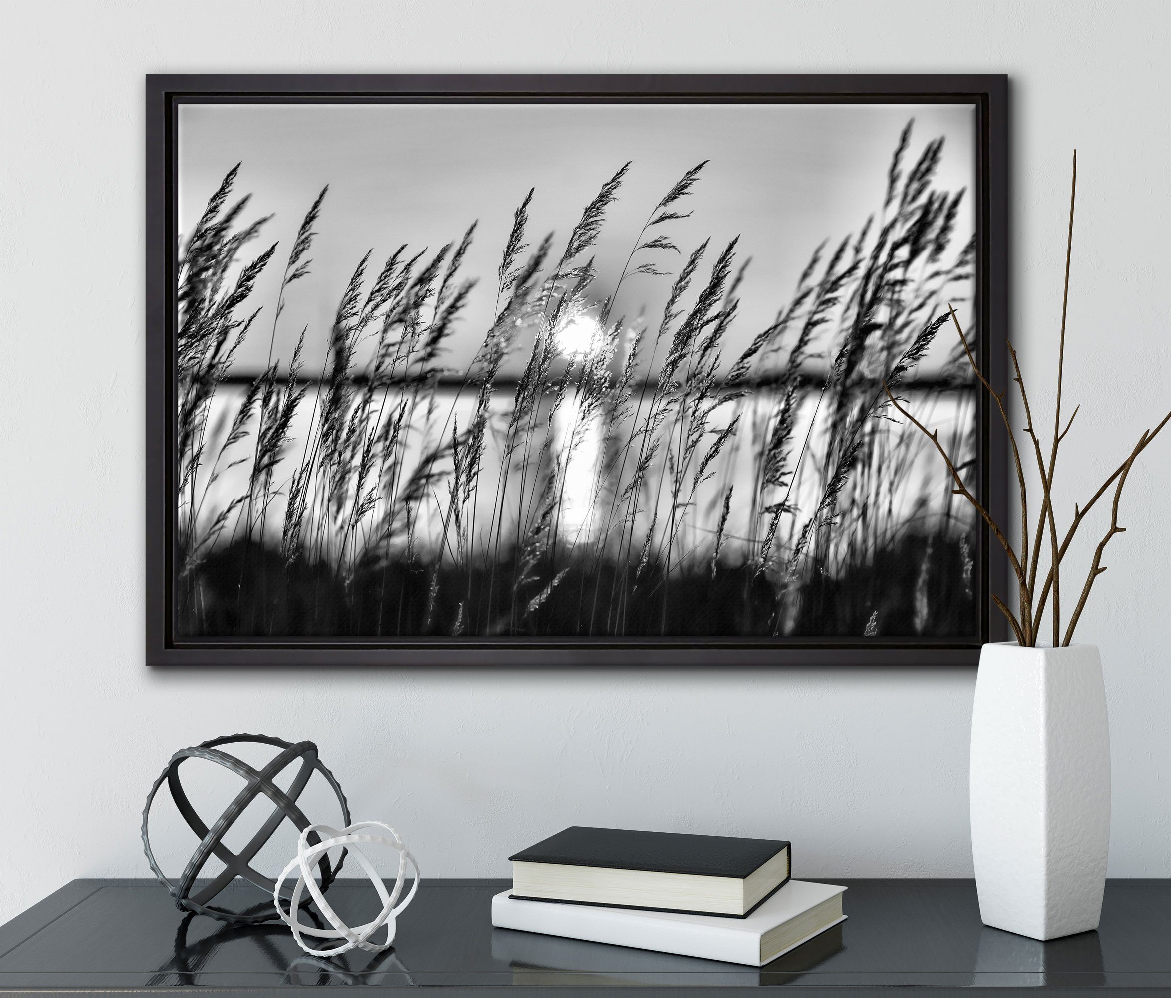 Pixxprint Sonne St), fertig bespannt, Schattenfugen-Bilderrahmen Leinwandbild Zackenaufhänger (1 gefasst, in zwischen Gräsern, Leinwandbild Wanddekoration inkl. einem