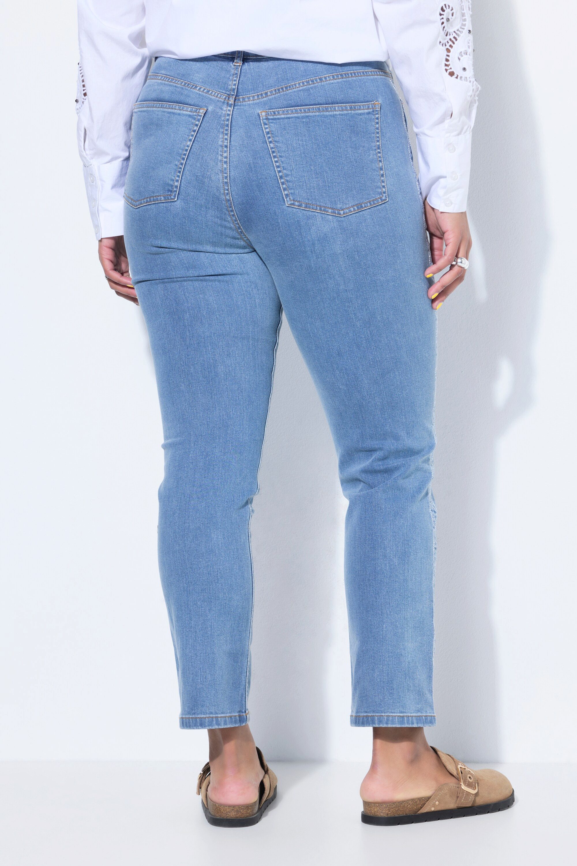 Studio Untold Regular-fit-Jeans Mom-Jeans seitliche Stickereiborte 5-Pocket