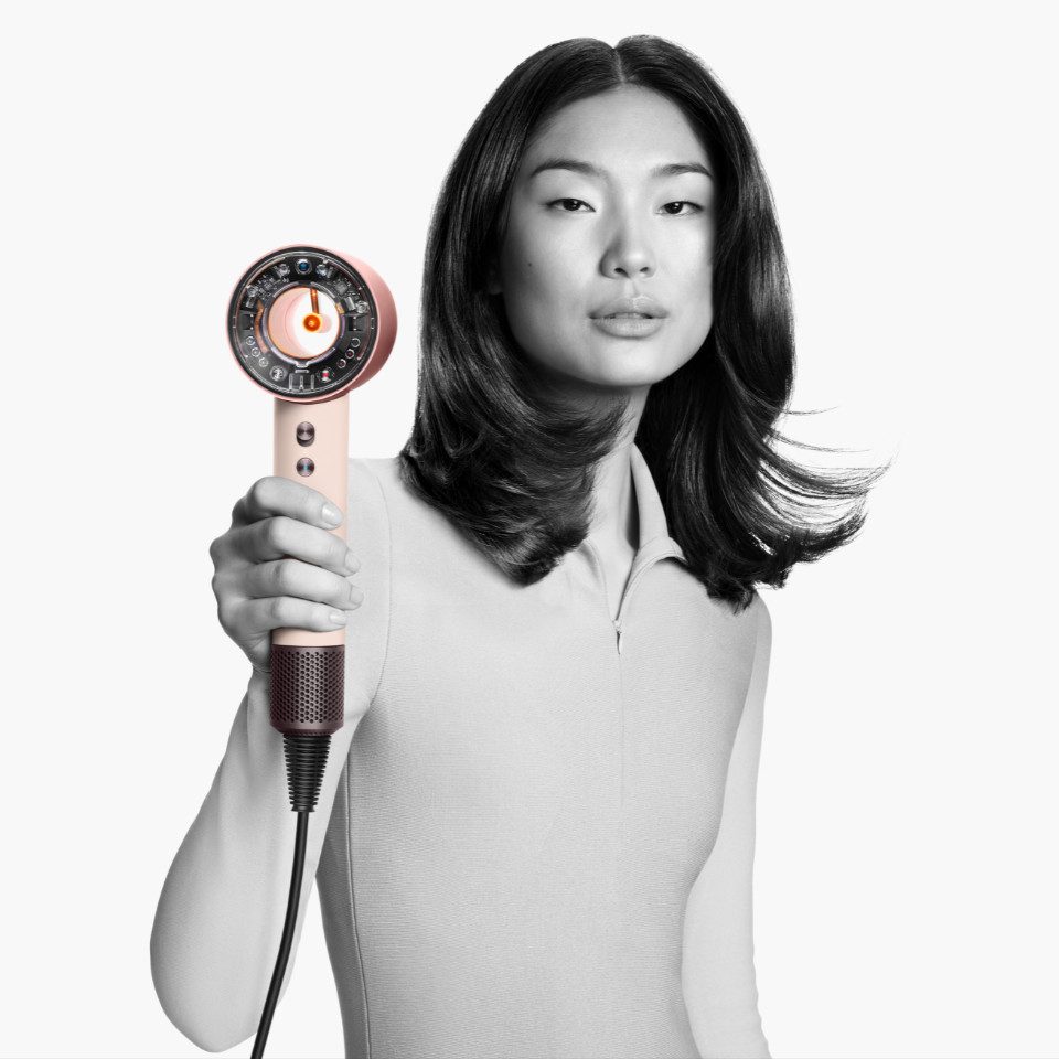 DYSON Haartrockner Dyson Supersonic Nural™ Straight+Wavy Ceramic Pink/Roségold, 1600 W, Automatische Temperaturanpassung weiß