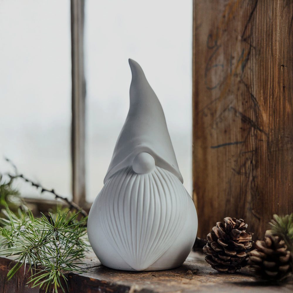 Storefactory Dekoobjekt Weihnachtsdeko Wichtel Stig aus Keramik in weiß