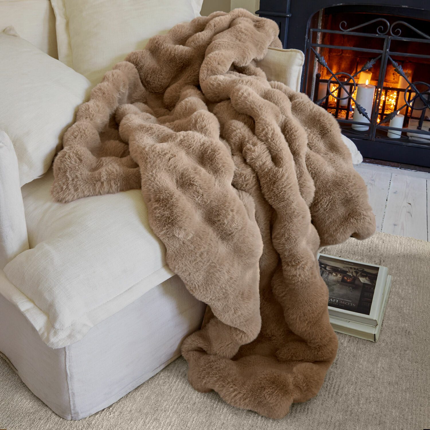 Mirabeau Tagesdecke Plaid Zalina taupe günstig online kaufen
