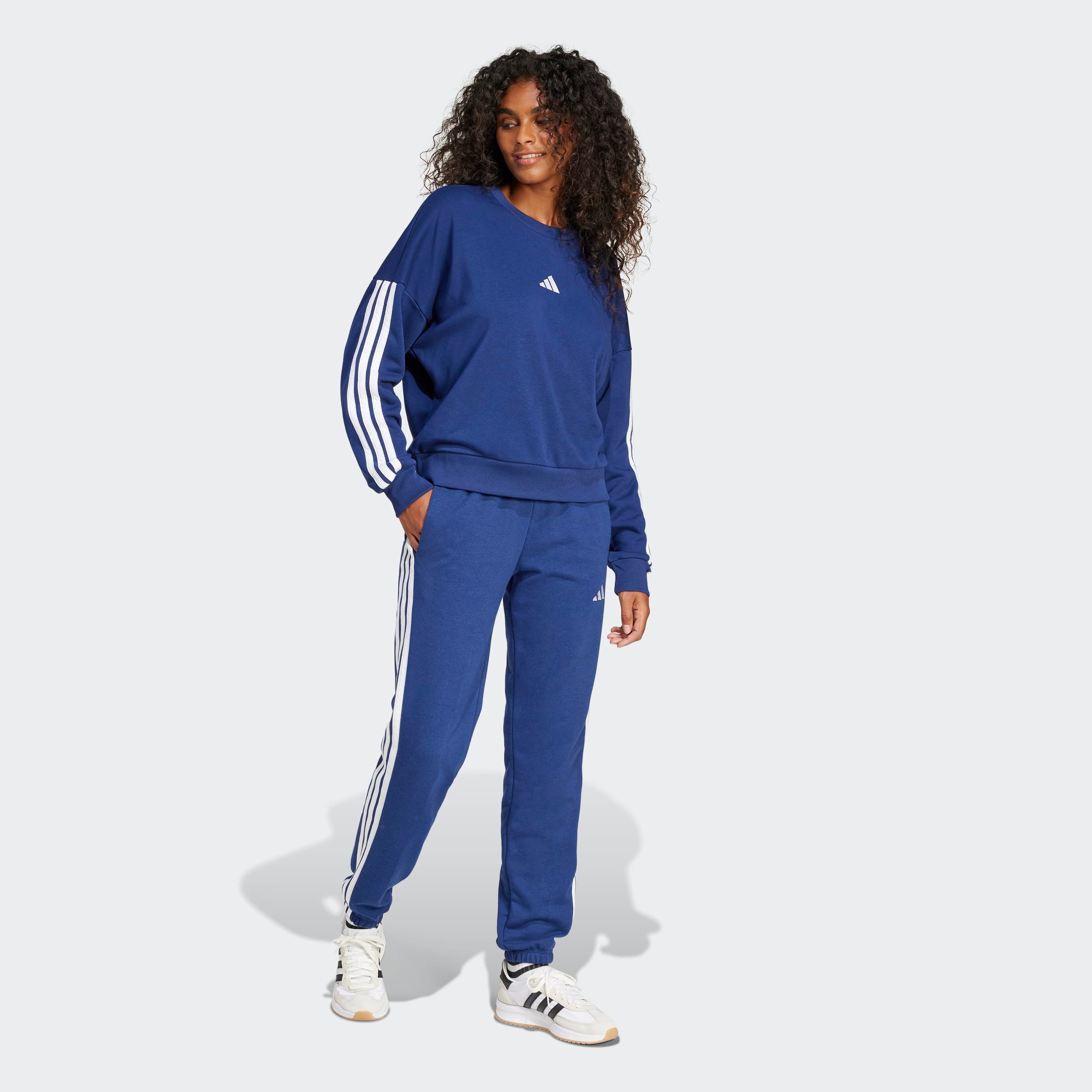 adidas Sportswear Sporthose ESSENTIALS 3-STREIFEN FRENCH TERRY CUFFED Reguläre Passform, mittelhoher Bund, weiches French Terry Material