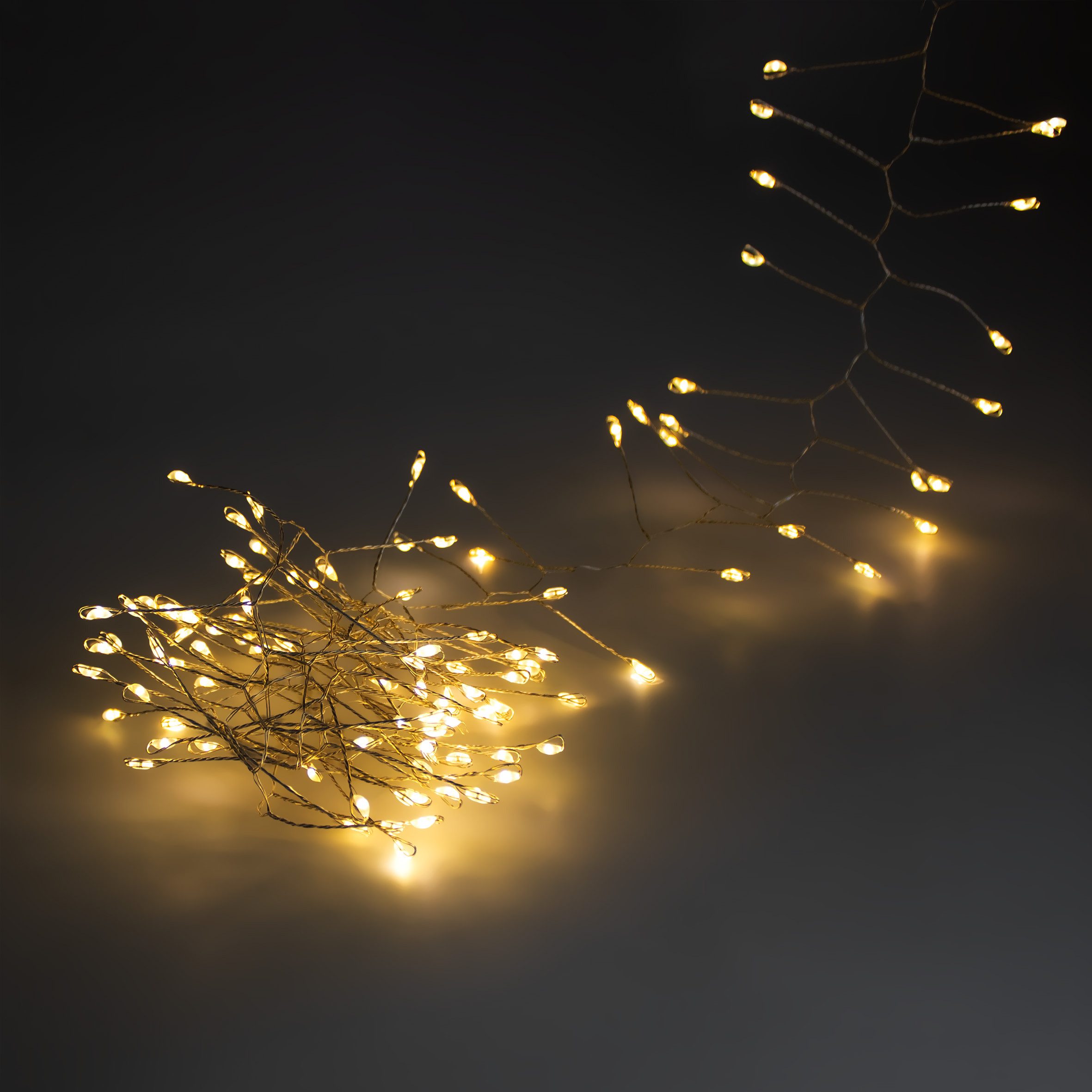 Spetebo LED-Lichterkette Weihnachts Draht Lichterkette warm weiß - 2 m, 160-flammig, mit 8 Funktionen und Timer