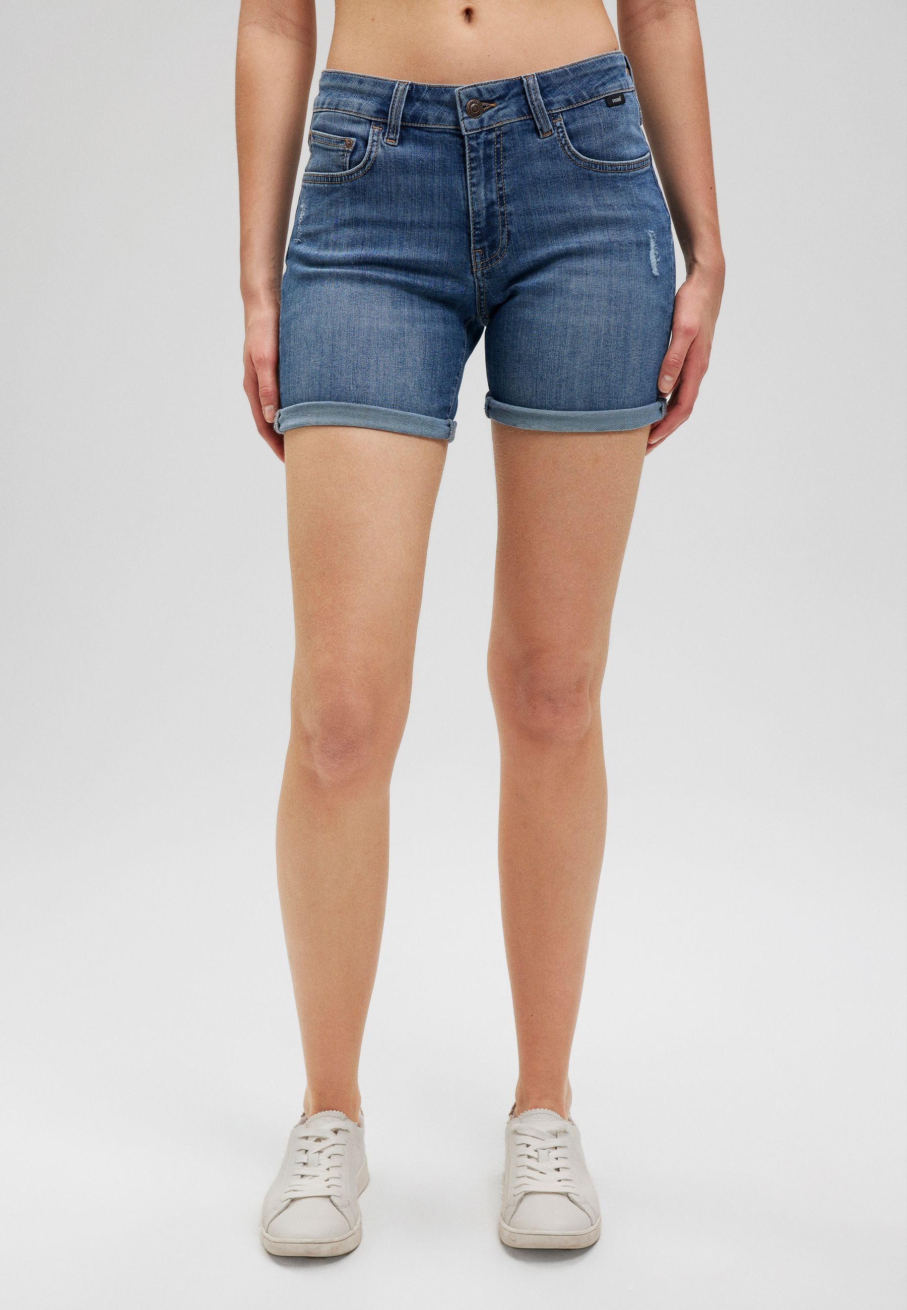 Mavi Shorts
