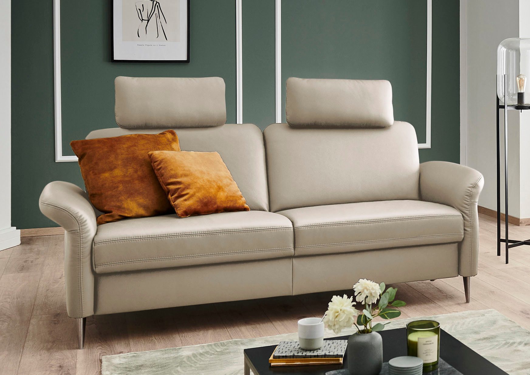 Die PlanBar 3-Sitzer PN-EM23187, mit Kopfstützen, aus Echtleder, mit Federkern für hohen Sitzkomfort