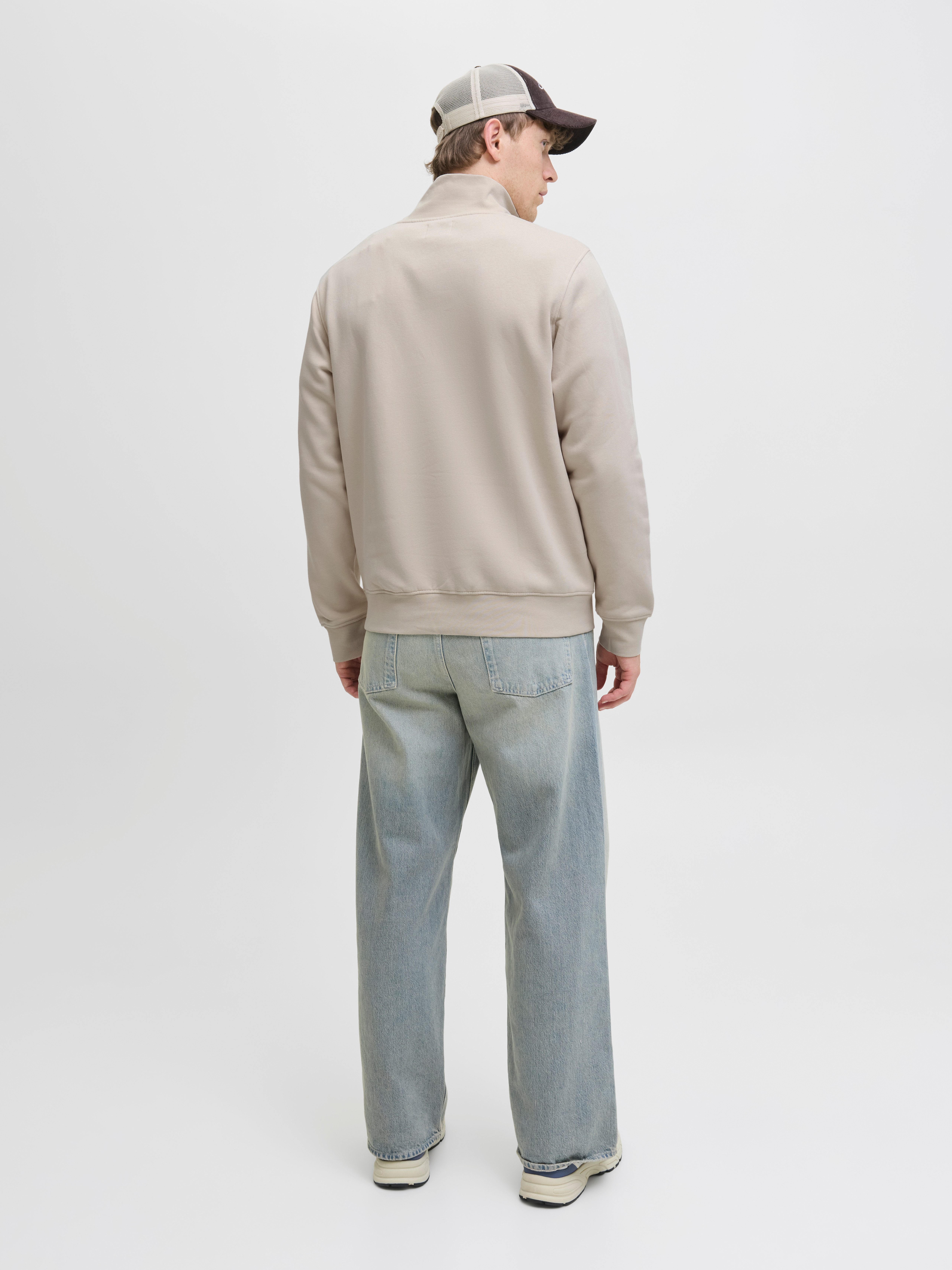 Jack & Jones Sweatshirt JJESOHO SWEAT QUARTER ZIP HN NOOS Baumwollmischung, relaxed fit