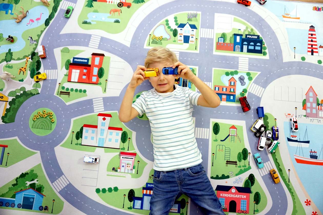 SkippiDoo Kinderteppich Straßenteppich Spielteppich Kinderzimmer Teppich Autoteppich, rechteckig, Höhe: 5 mm, keine sich wiederholende Motive, Antirutsch