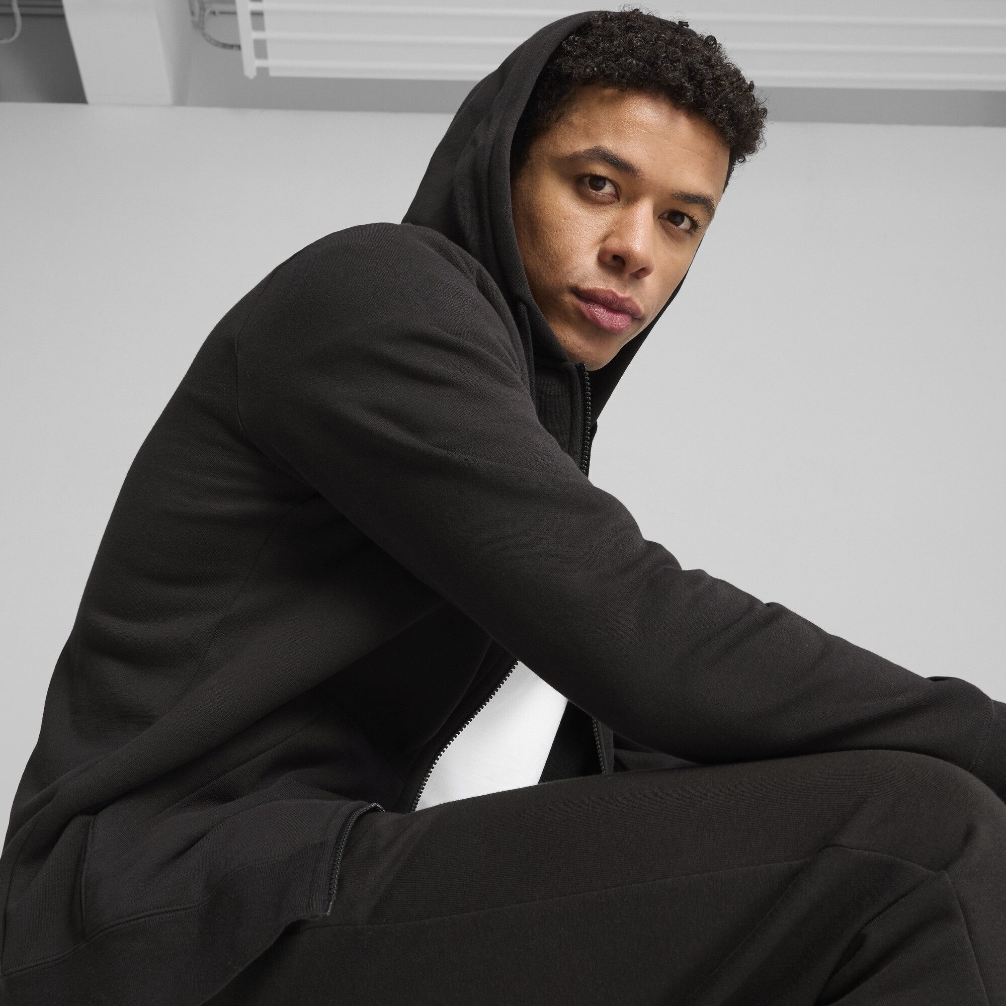 PUMA Sweatjacke Essentials No. 1 Logo Kapuzenjacke Herren