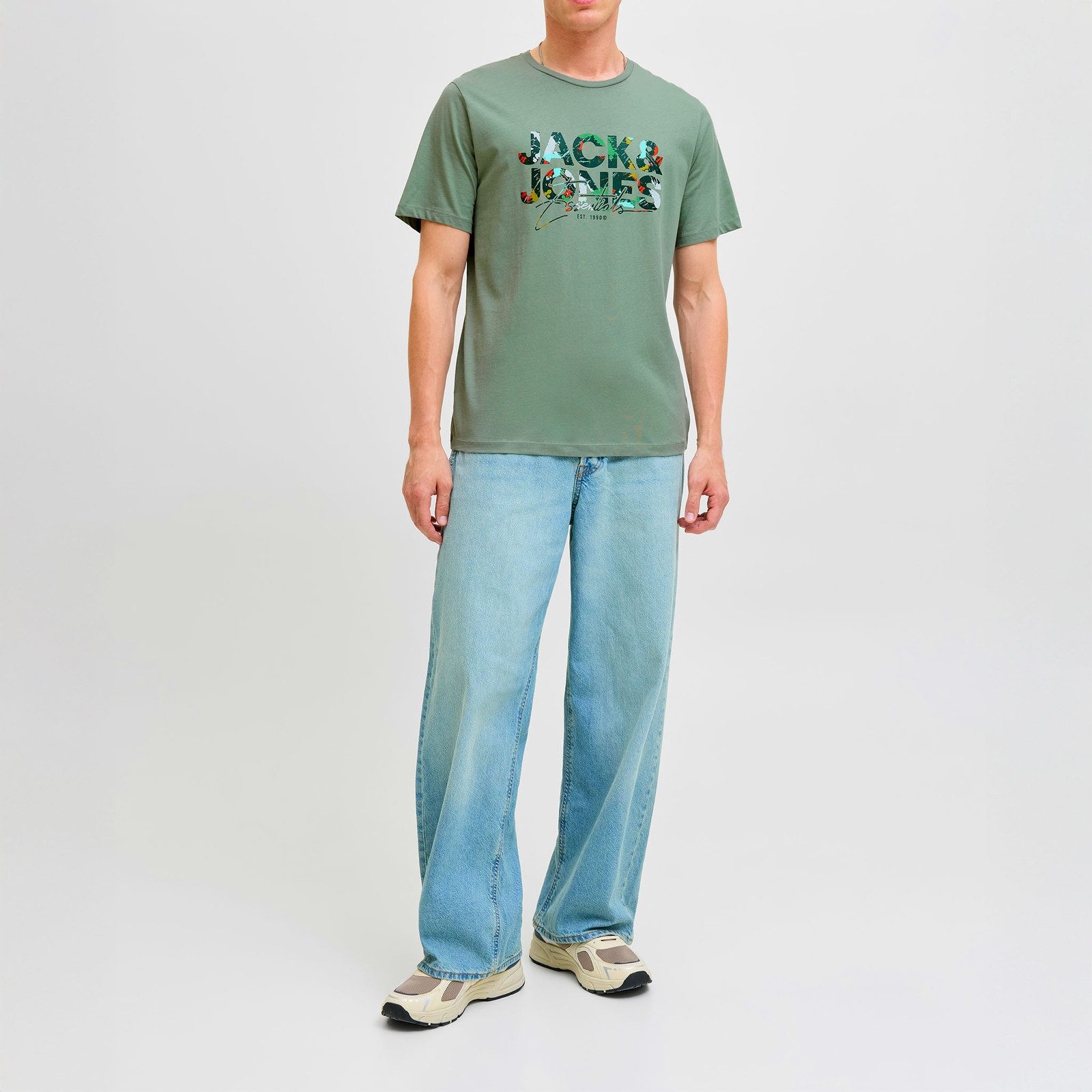 Jack & Jones T-Shirt JJGEPLAS Tee SS Crew Neck mit Markenschriftzug auf der günstig online kaufen