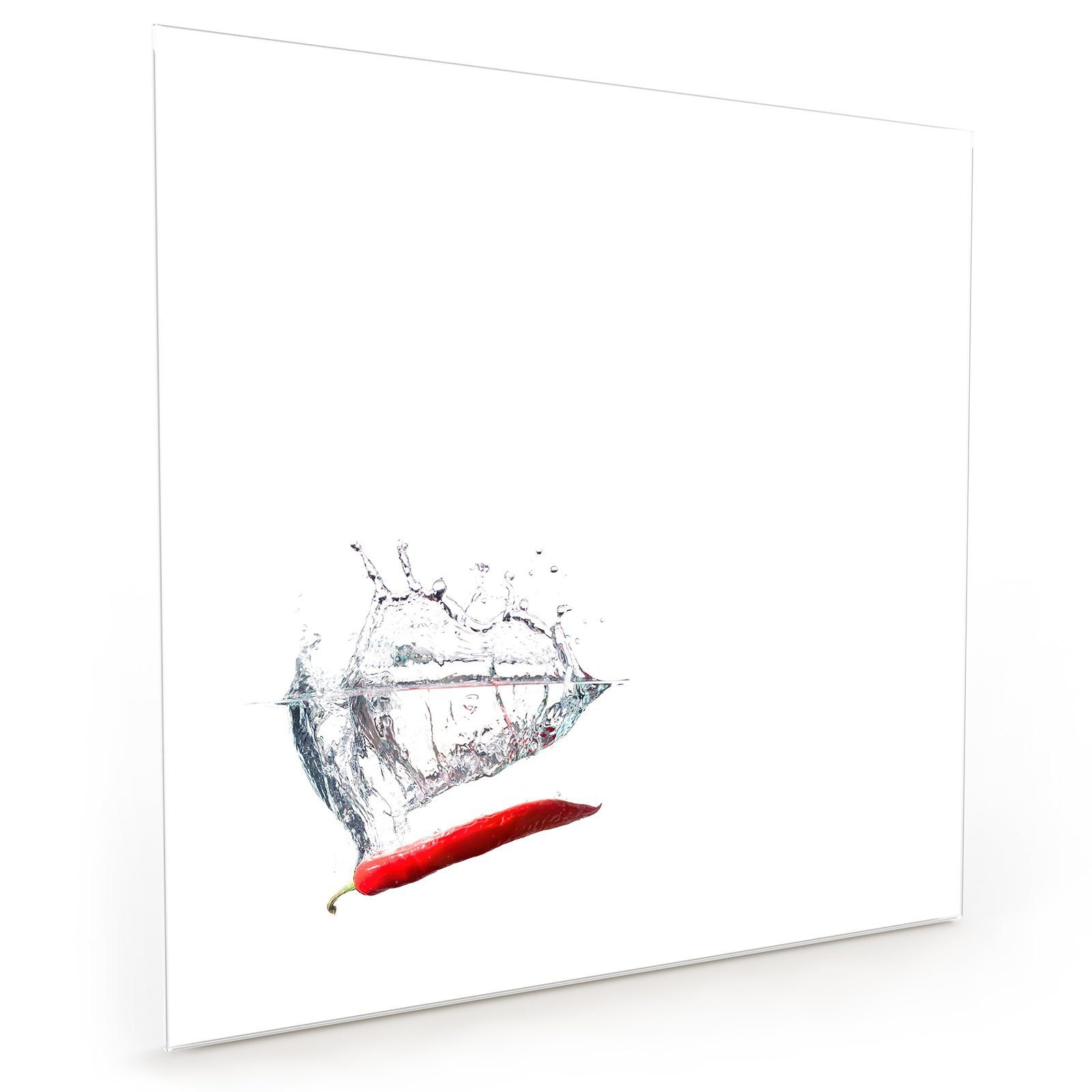 Primedeco Küchenrückwand Küchenrückwand Spritzschutz Glas mit Motiv Scharfe Chili im Wasser