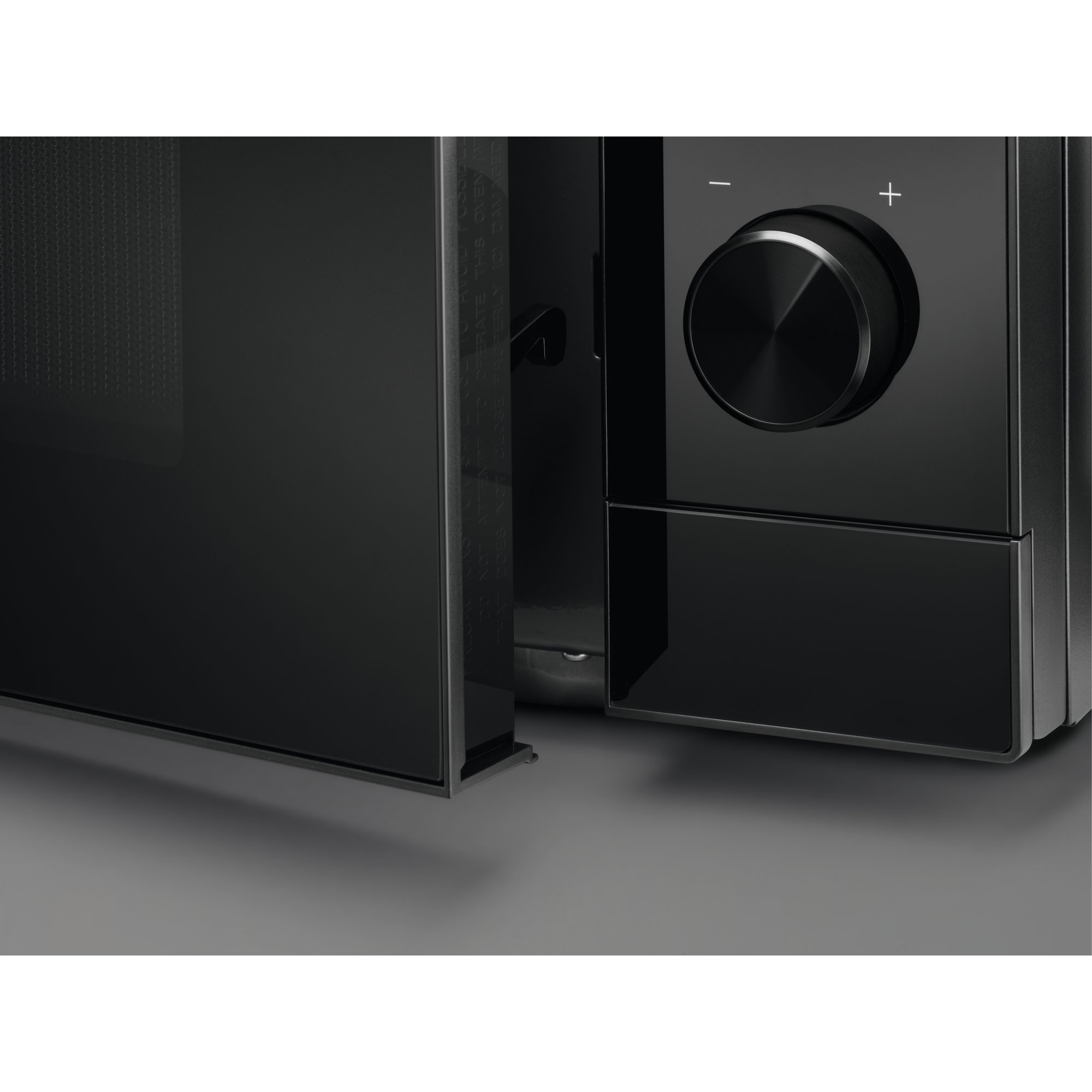 AEG Mikrowelle, Schuko-Stecker, 29 l, Filter