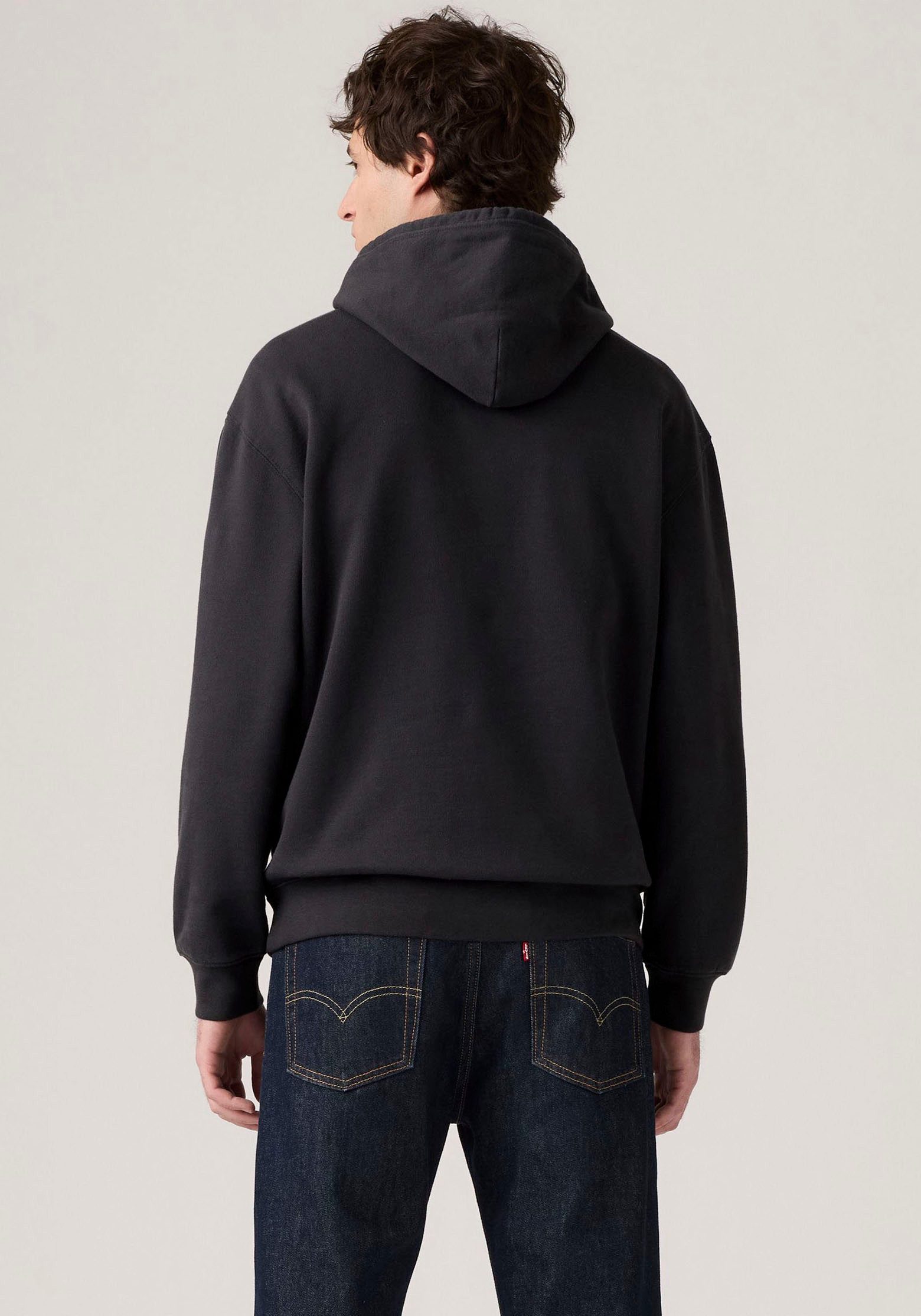 Levi's® Hoodie mit Logo Schriftzug – Bild 3 von 4