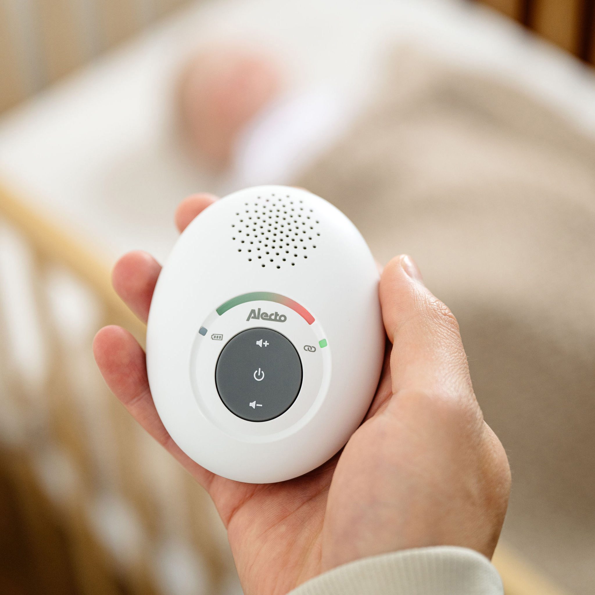 Alecto Baby Monitor DBX-115, 1-piece, up to 300m reception & 100% interference-free connection with Full ECO mode