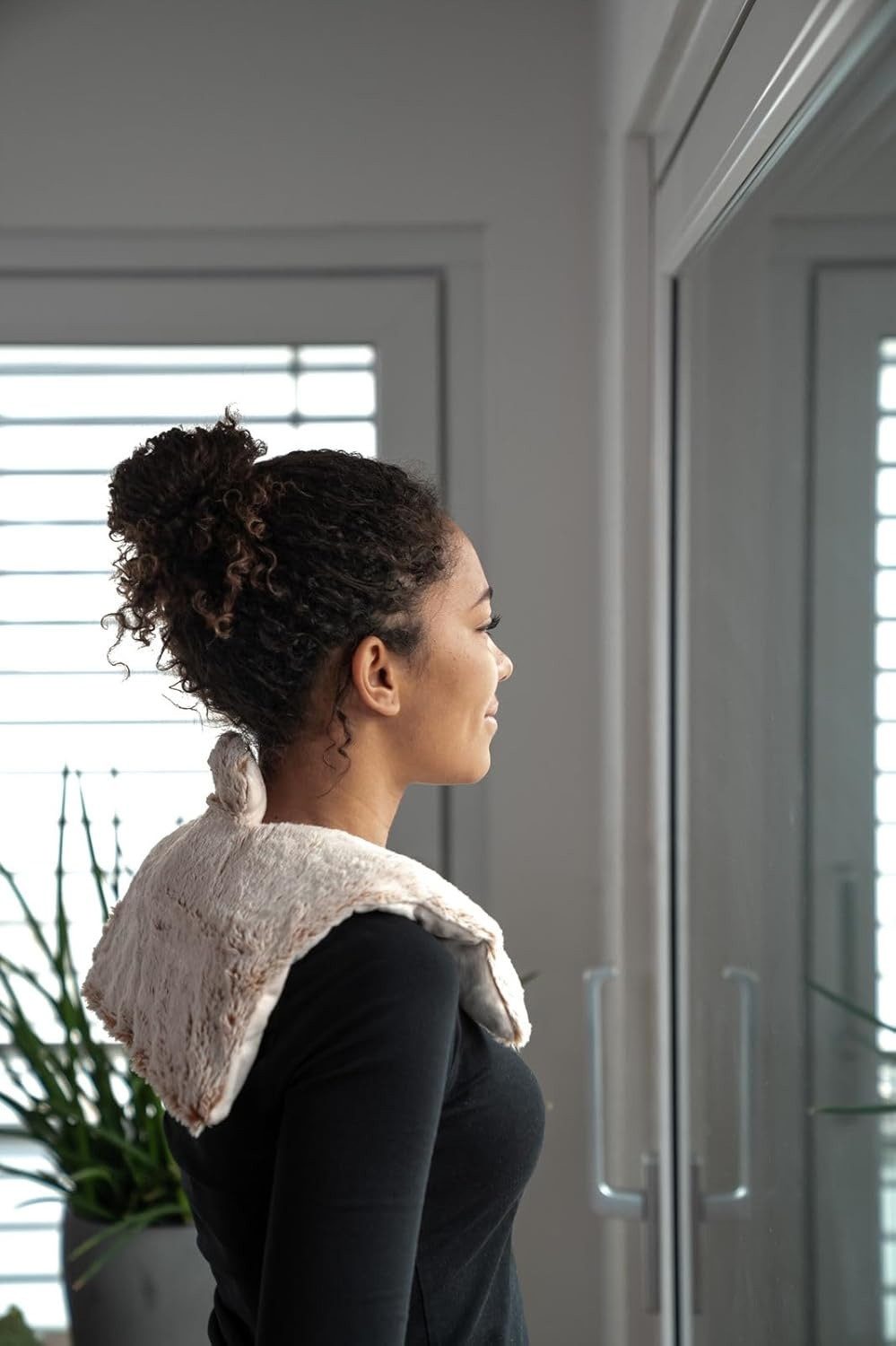 Habibi Plush Halswärmer Habibi Plush Premium Rücken- und Schulterwärmer 1710 creme