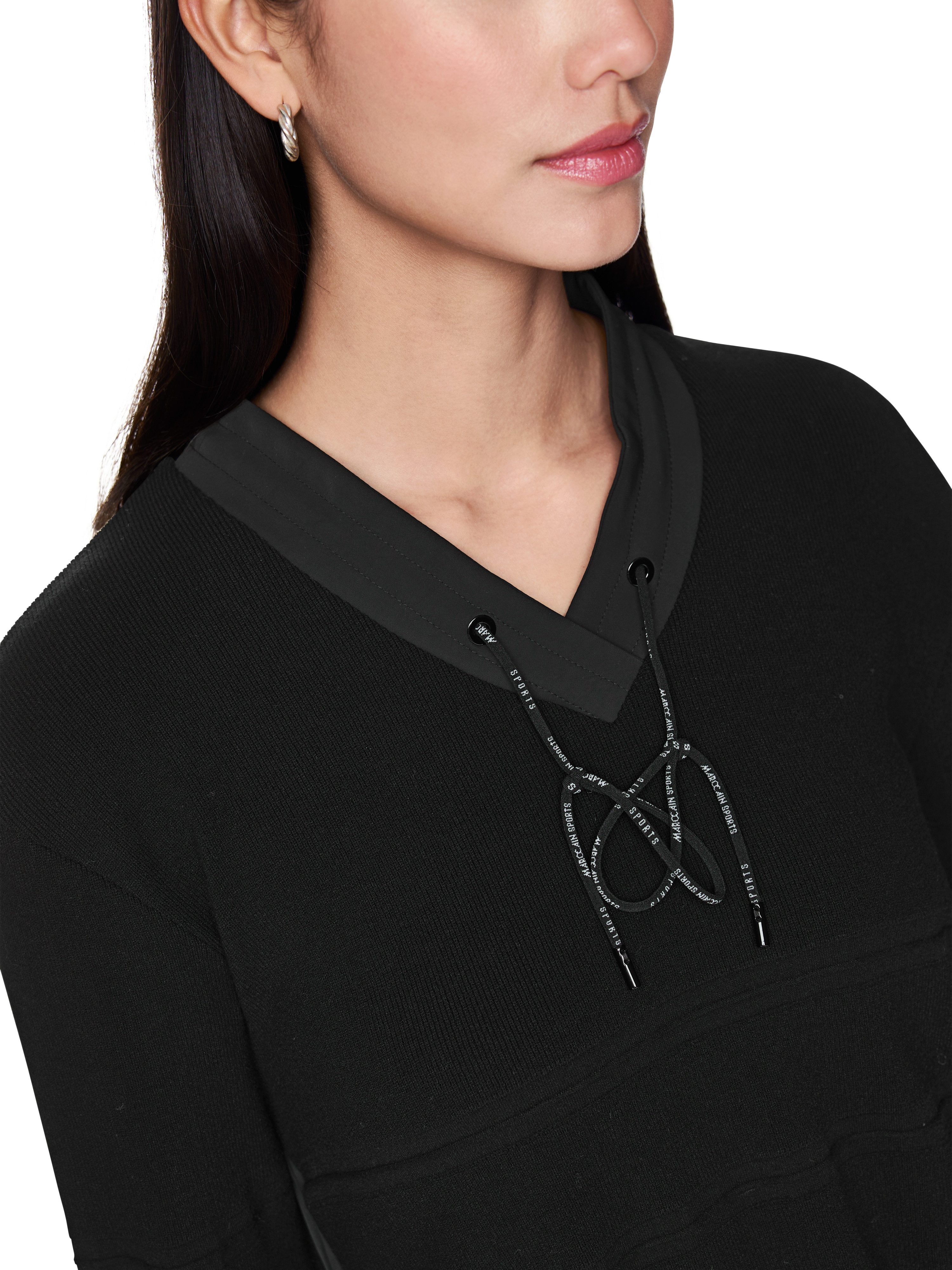 Marc Cain Midikleid Check it Up Premium Damenmode sportiv, mit Kordelzug, V-Ausschnitt, Rock mit Seitenschlitzen