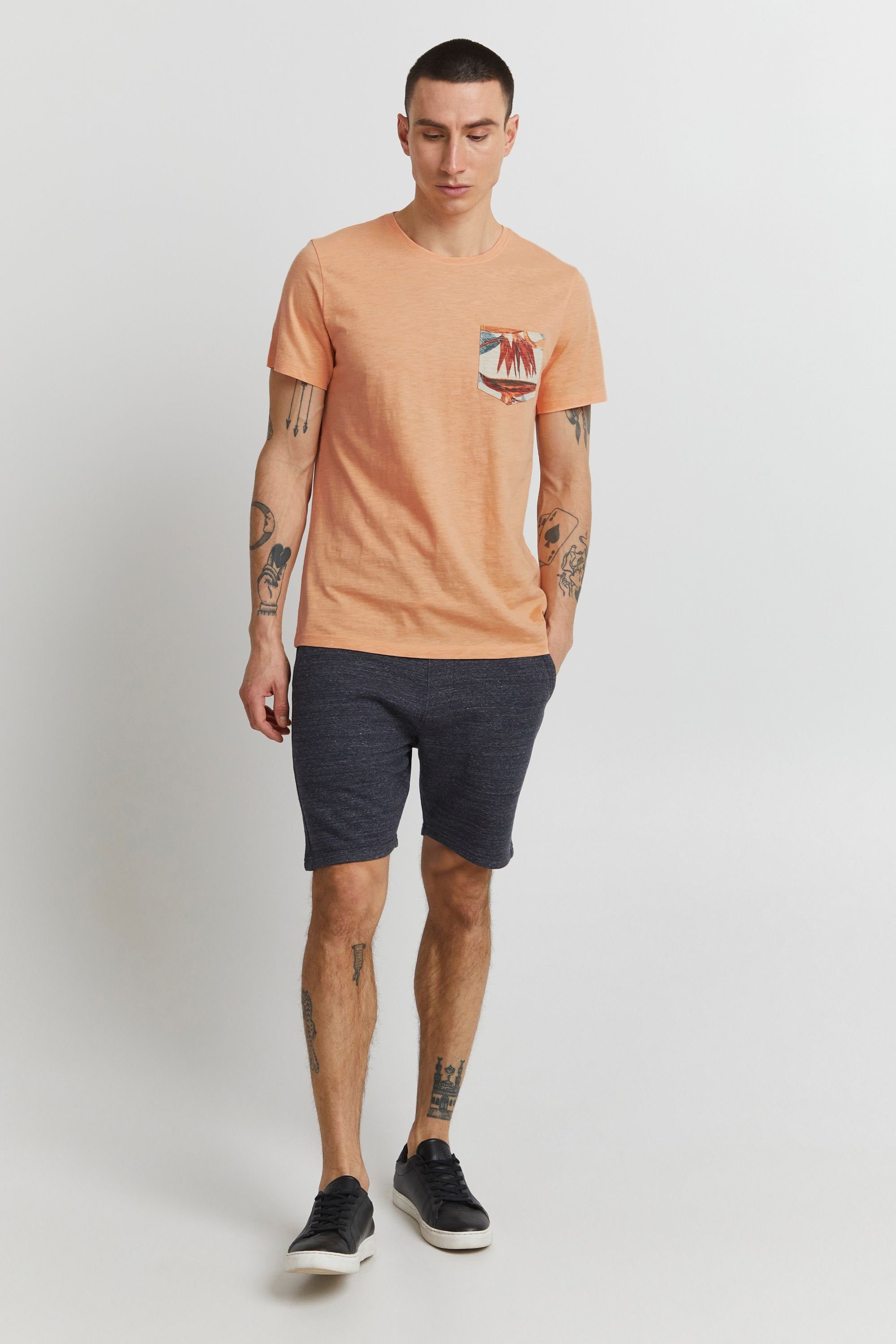 Blend T-Shirt BHTrop (1-tlg) Klassisches T-Shirt mit Rundhalsausschnitt