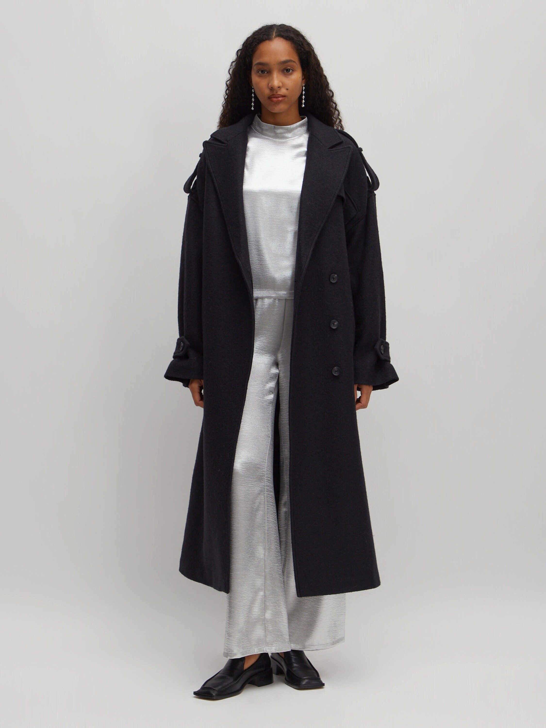 EDITED Stoffhose Maren (1-tlg) Plain/ohne Details – Bild 4 von 5