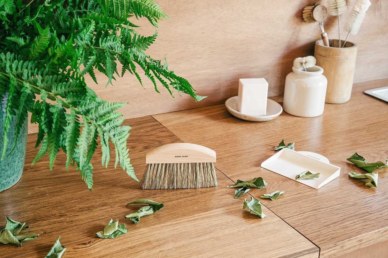 Andrée Jardin Krümelkehrer Krümelbesen Set Clynk Natural Collection weiss