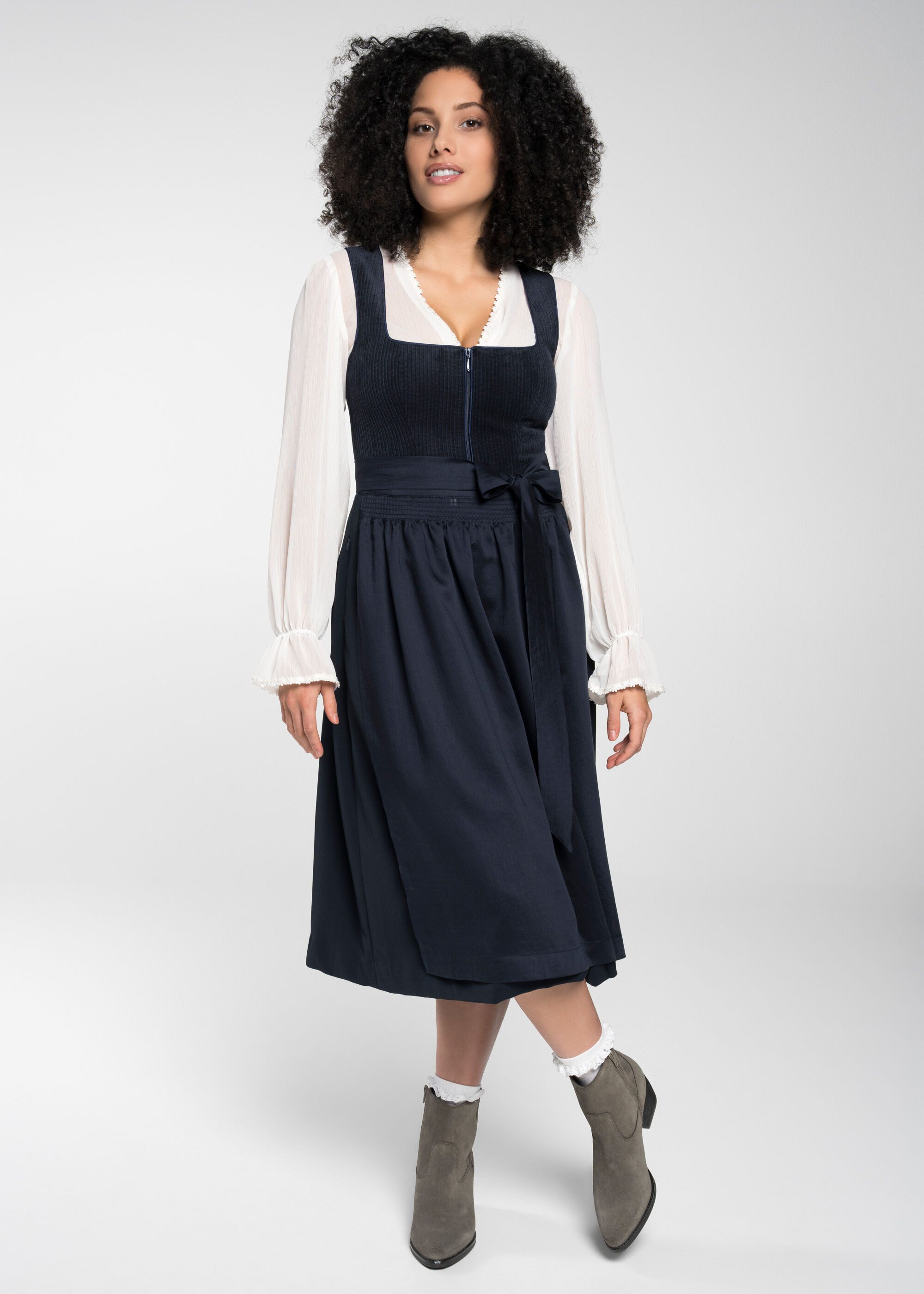 Dirndl Dirndl "Dasing"