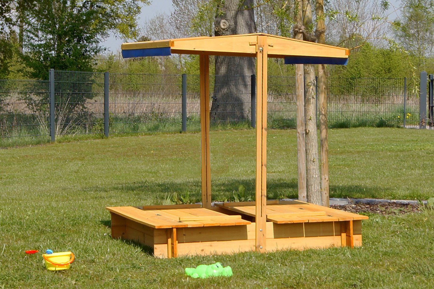 metra-direkt Sandkasten mit absenkbarem Dach, Sonnenschutz, günstig online kaufen