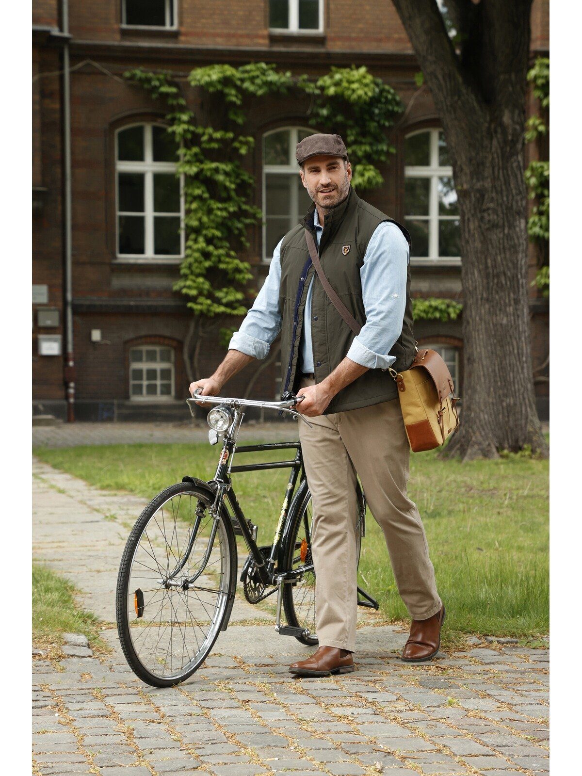 Charles Colby Funktionsweste SIR ROHAT, wattiert mit Stehkragen